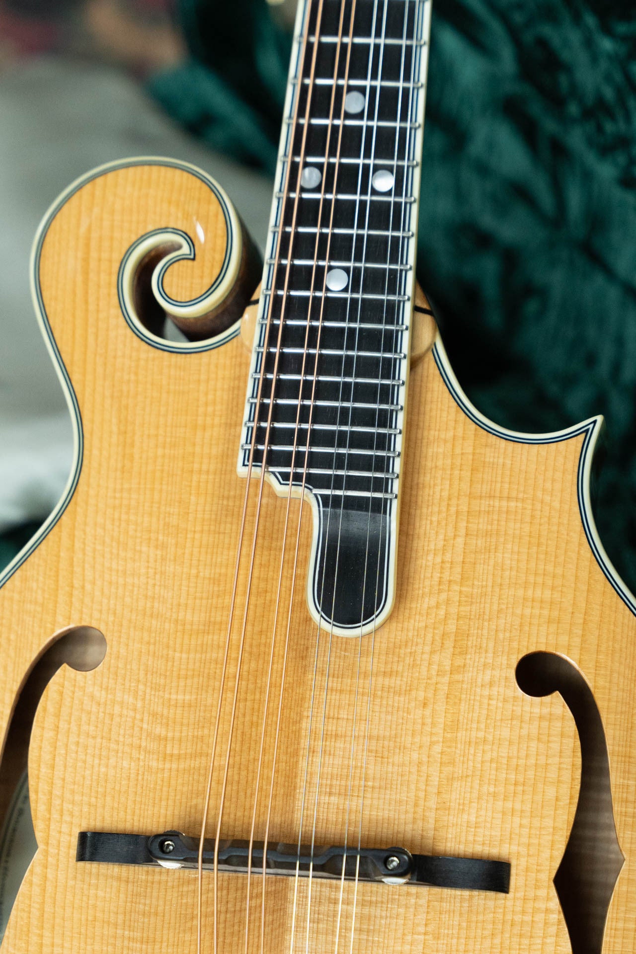 Bourgeois M5-F Aged-Tone Adirondack/Maple F-Style Mandolin #9012