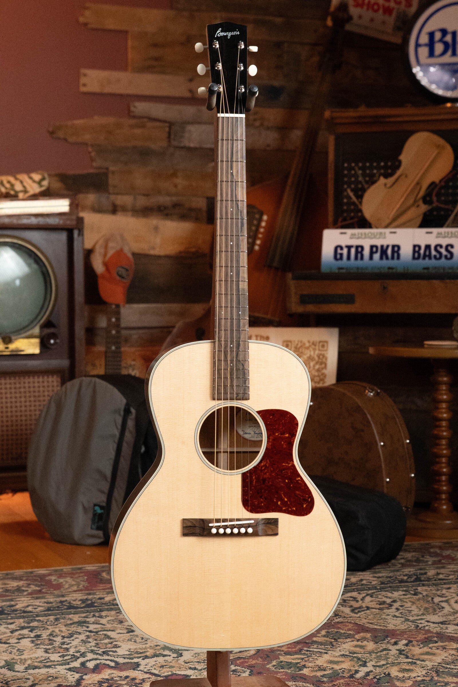 Bourgeois PSN-LDBO-S Professional Series Sitka/Mahogany Natural Satin OO Acoustic Guitar #1103
