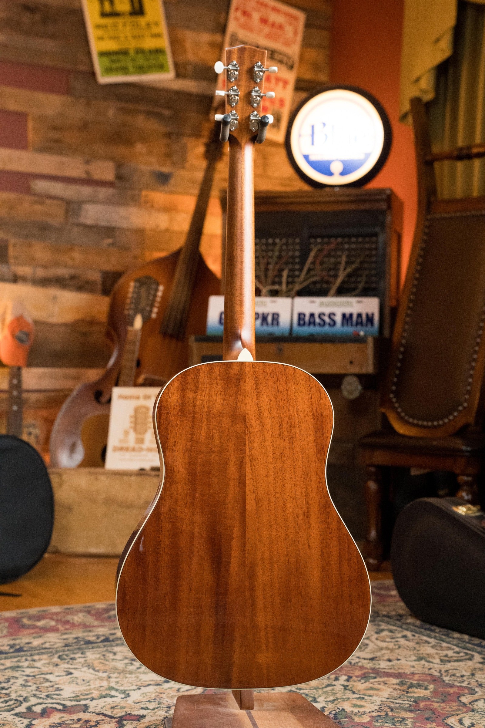Bourgeois The Standard SDS/TS Touchstone Series Torrefied Sitka/Mahogany Slope Shoulder Sunburst Dreadnought Acoustic Guitar #2205