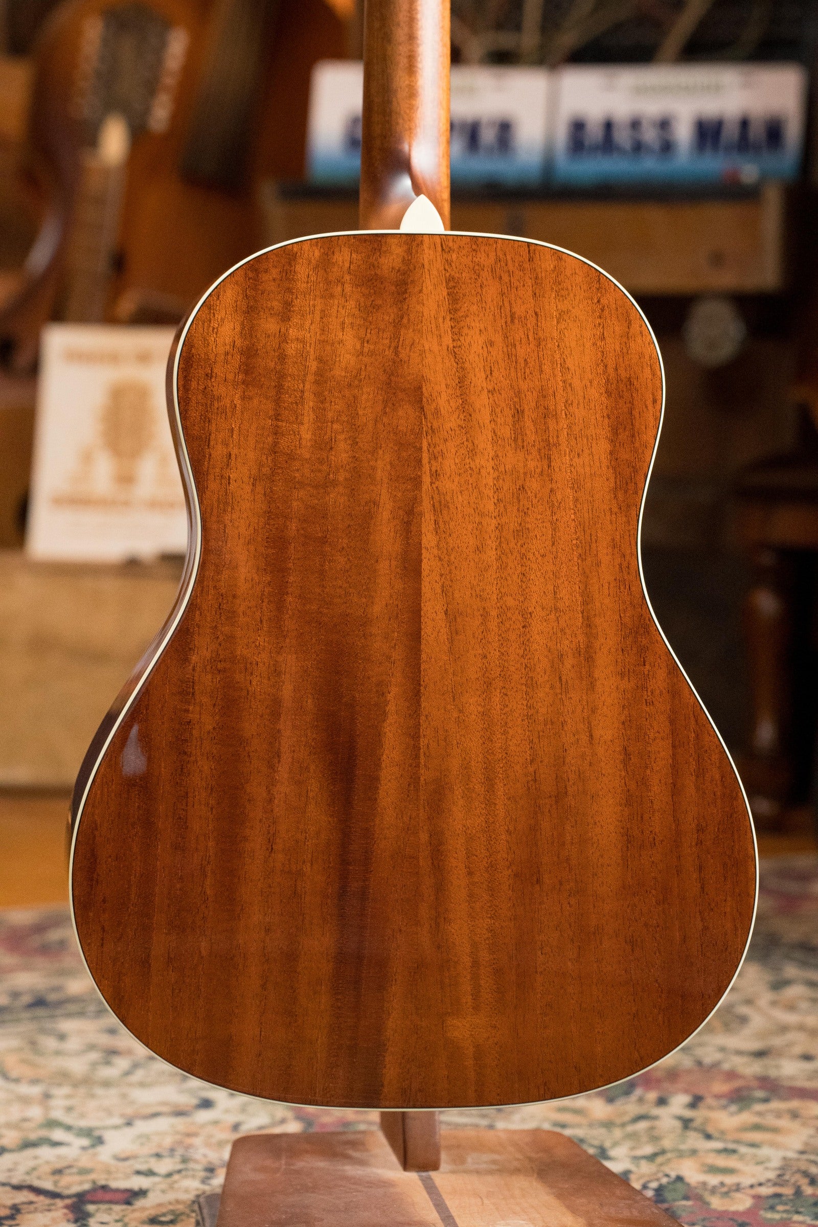 Bourgeois The Standard SDS/TS Touchstone Series Torrefied Sitka/Mahogany Slope Shoulder Sunburst Dreadnought Acoustic Guitar #2205