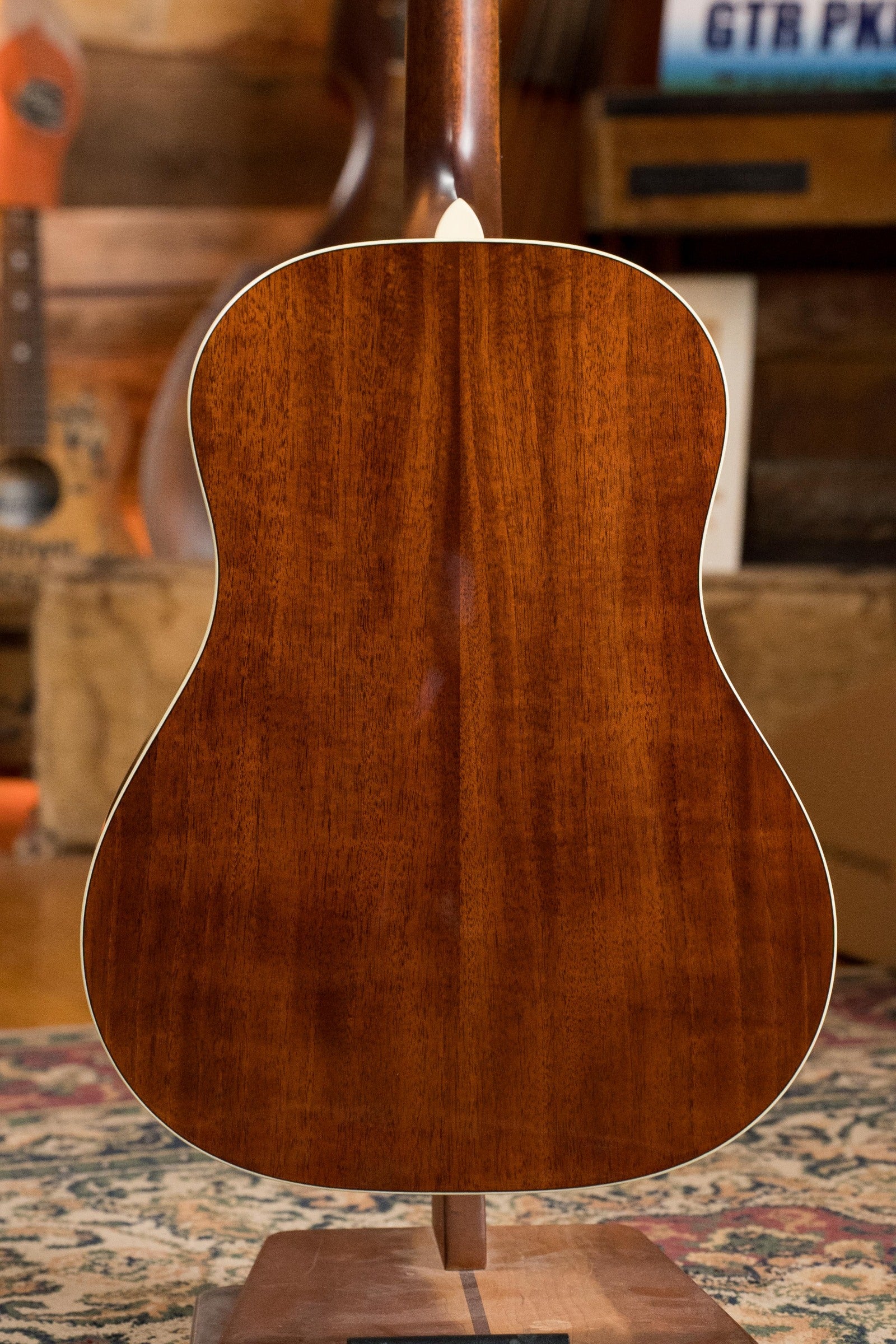 Bourgeois The Standard SDS/TS Touchstone Series Torrefied Sitka/Mahogany Slope Shoulder Sunburst Dreadnought Acoustic Guitar #2256