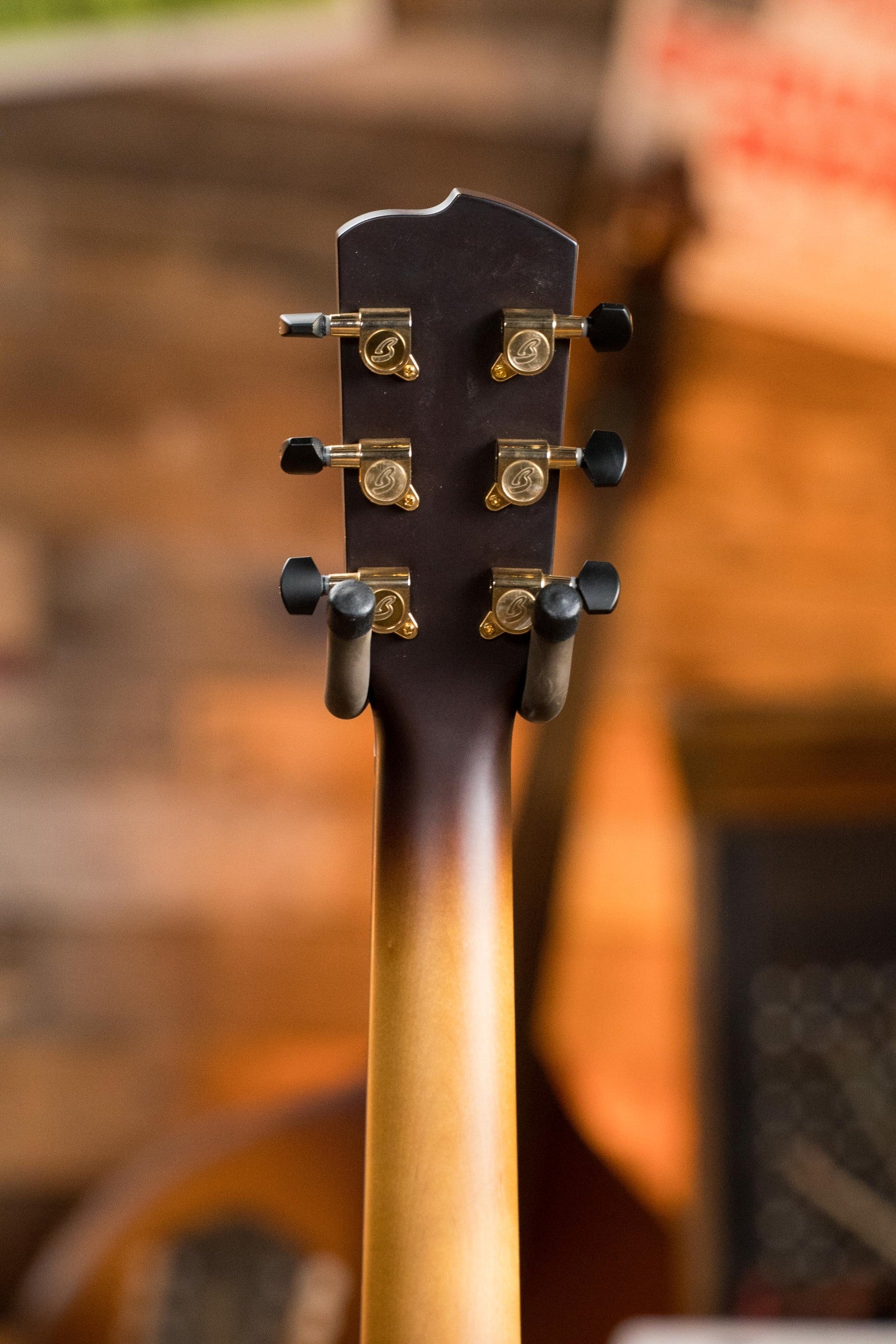 Breedlove Artista Pro Series Spruce/Myrtlewood Burnt Amber Cutaway Dreadnought Concerto Guitar w/Electronics #6451