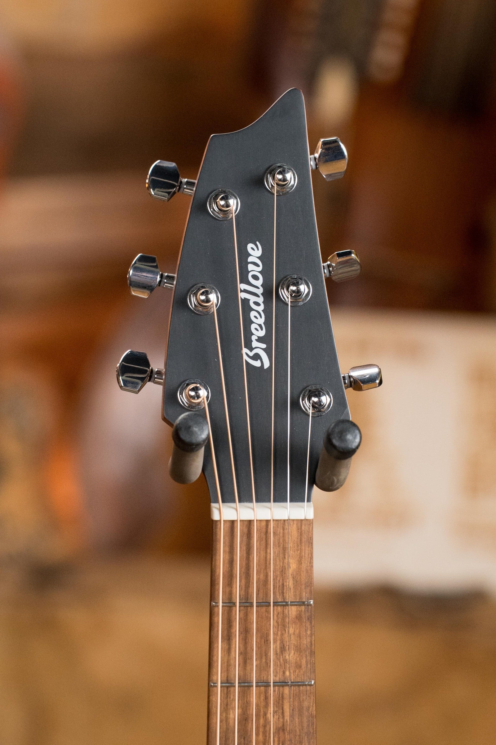 Breedlove Discovery Series Spruce/Mahogany Concert Acoustic Guitar #5175
