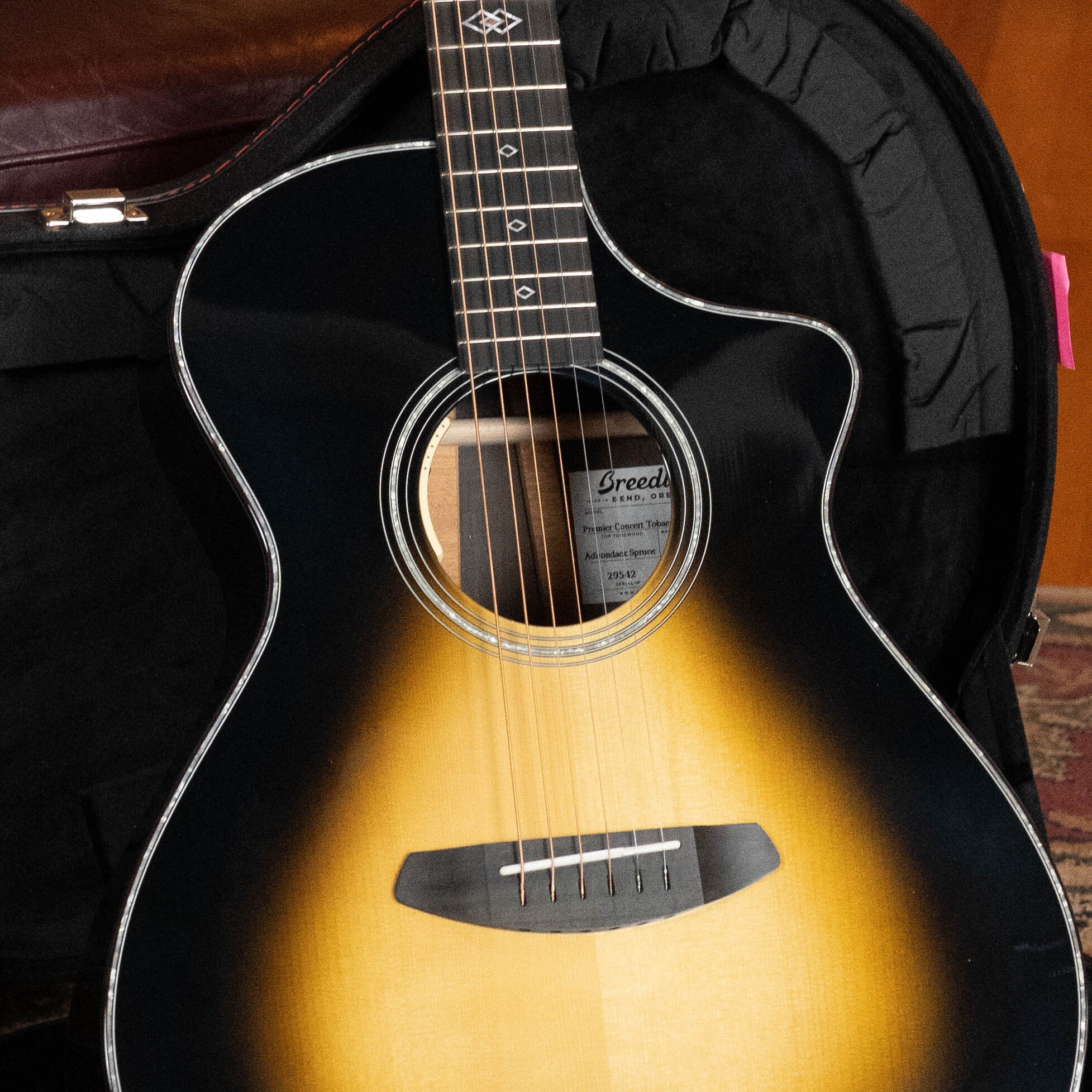 Breedlove Limited Edition Premier Adirondack/Brazilian Rosewood Tobacco Burst Cutaway Concert Guitar w/LR Baggs Electronics #9542