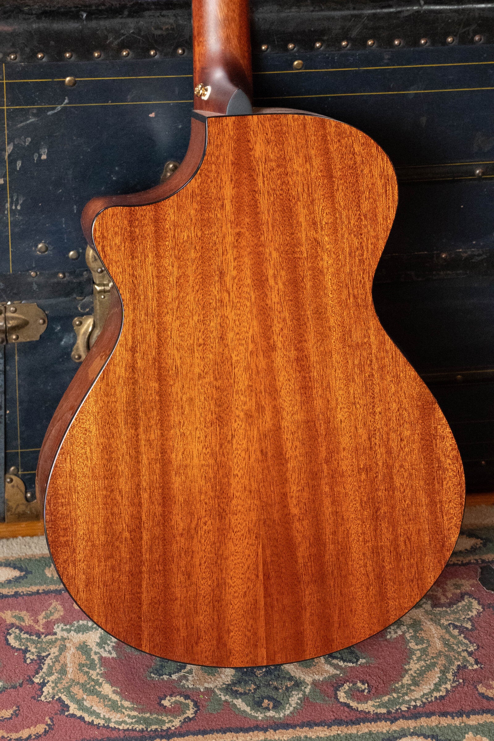 Breedlove Organic Solo Pro Concerto Red Cedar/African Mahogany Edgeburst Cutaway Acoustic Bass w/ Fishman Pickup #6054