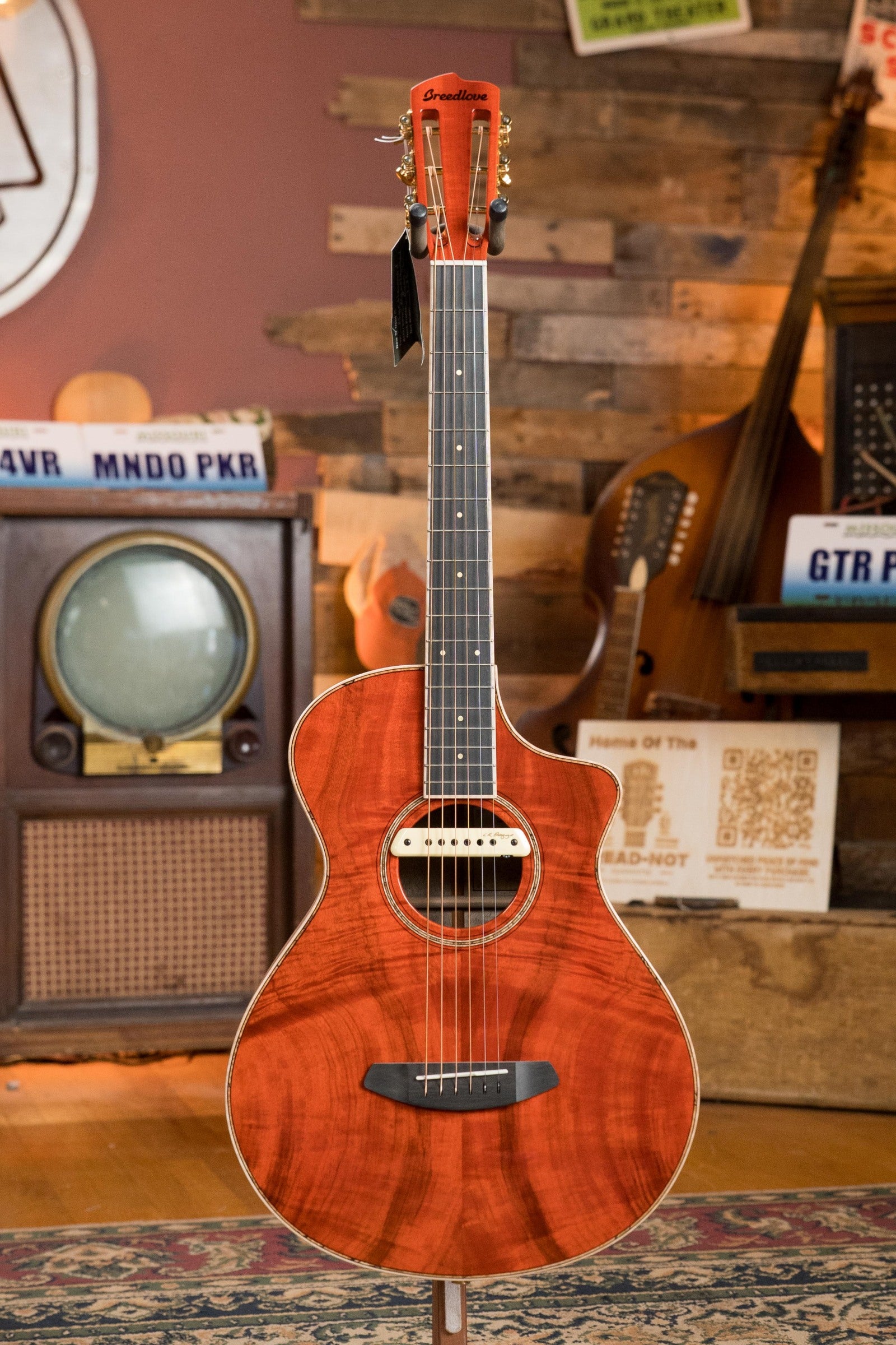 *Dread-Not Certified Floor Model* Breedlove Tom Bedell's Blues Orange Vintage Edition All Myrtlewood Concertina Cutaway Acoustic Guitar w/ LR Baggs M1 Pickup #9079