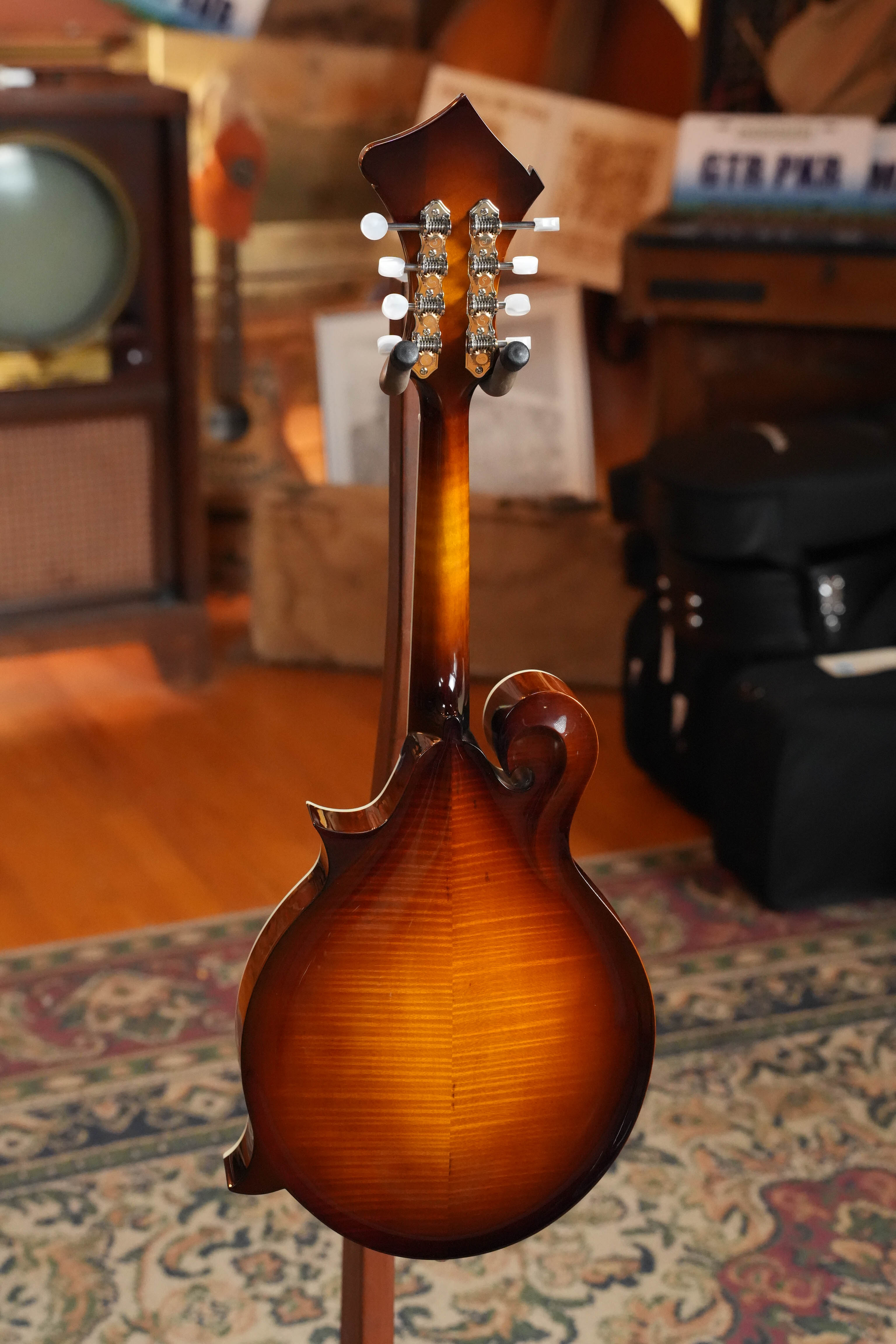Bulas Carpathian Spruce/Curly Maple Tobacco Sunburst F-Style Mandolin #2152