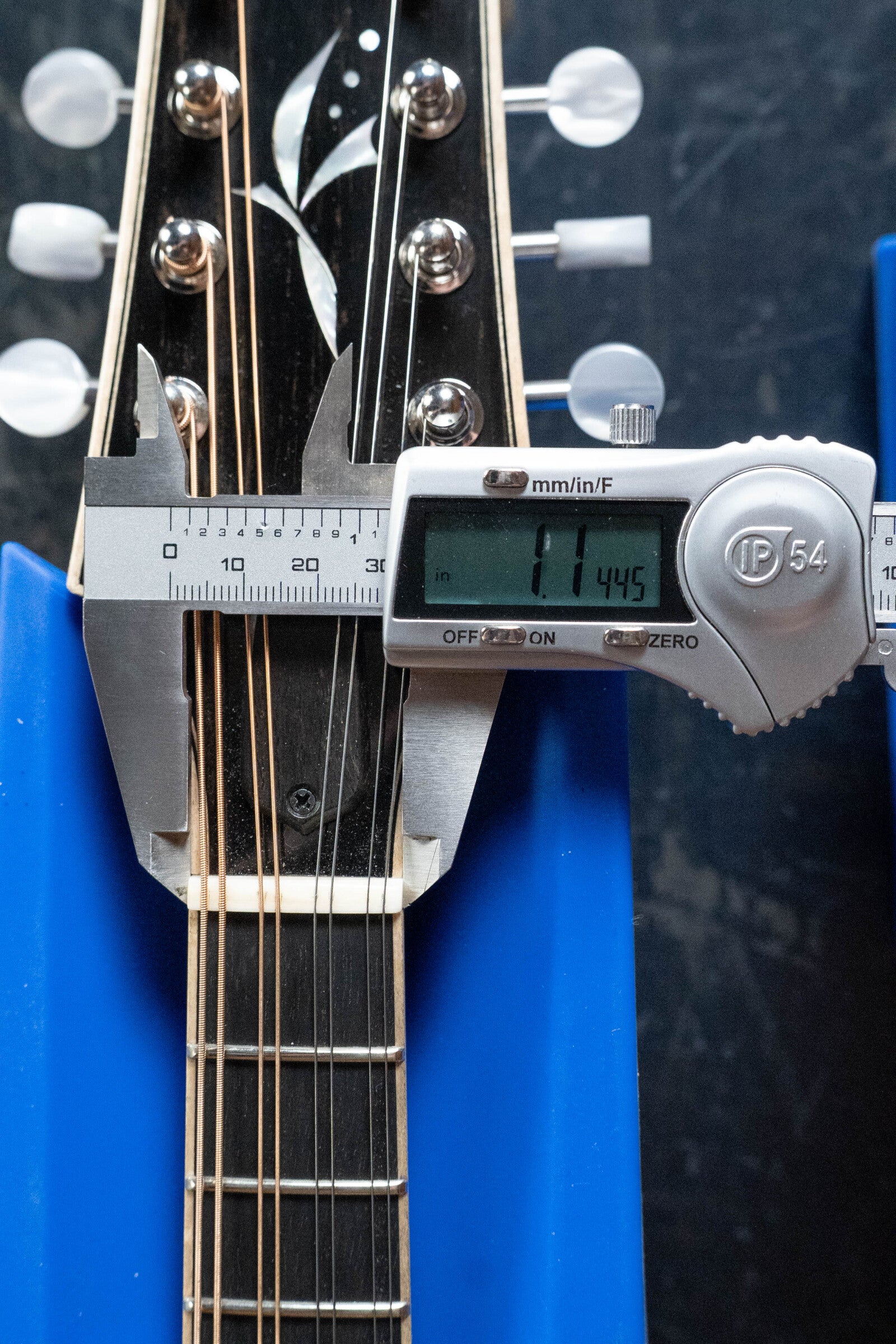 Bulas "Artemis" Carpathian Spruce/Curly Maple Cremona Sunburst A Style Mandolin #9135