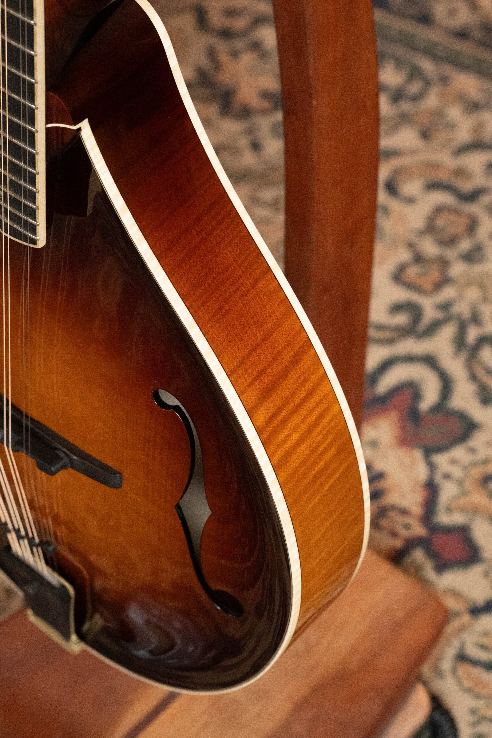 Bulas Carpathian Spruce/Curly Maple Cremona Sunburst Octave Mandolin #8132