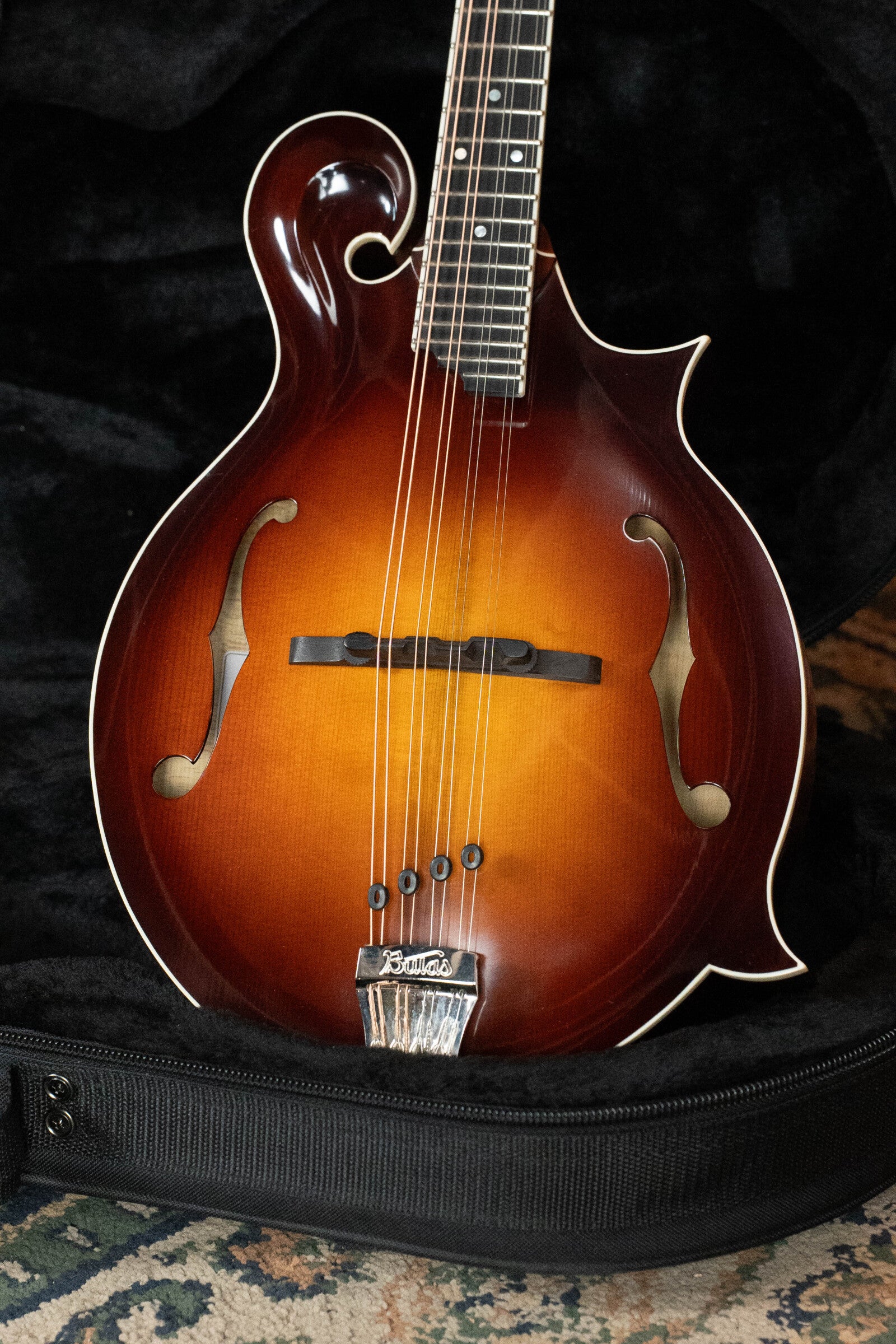 Bulas Standard Carpathian Spruce/Curly Maple Tobacco Gloss Sunburst F-Style Mandolin #5112