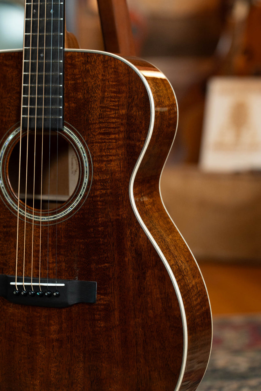 Flamed mahogany acoustic guitar with 14th fret, rosette detailing, and glossy finish. - Martin Custom Shop OOO-17 Style All Flamed Mahogany 14th Fret Acoustic Guitar #6198 - Default Title