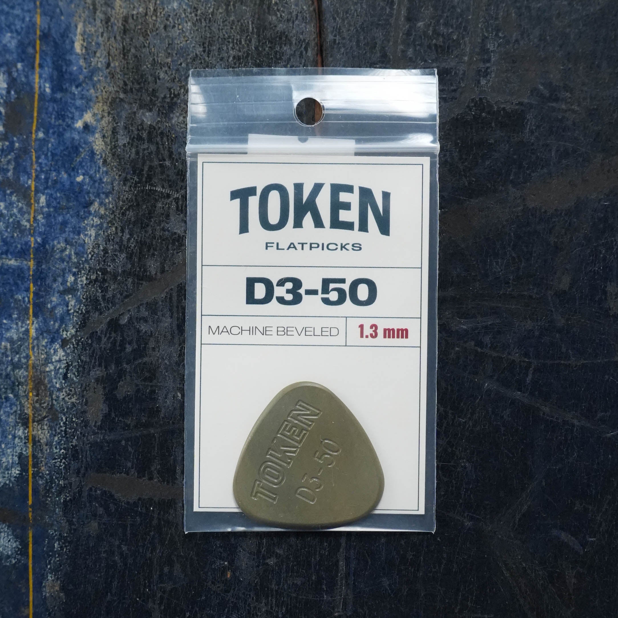 Token D3-50 GREEN Flatpick - All Round 1.27mm