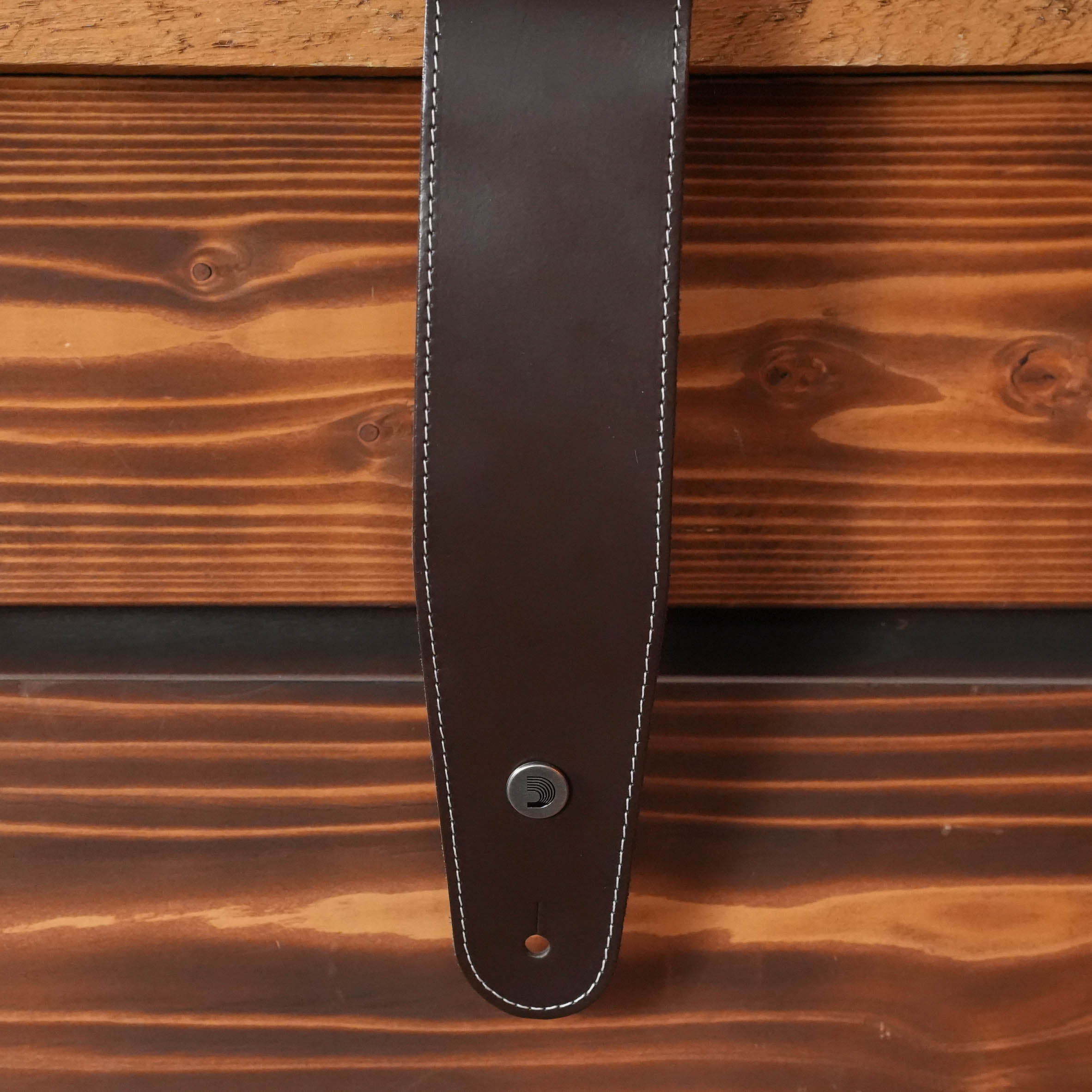 D'Addario Classic Contrast Stitch Brown Leather Guitar Strap