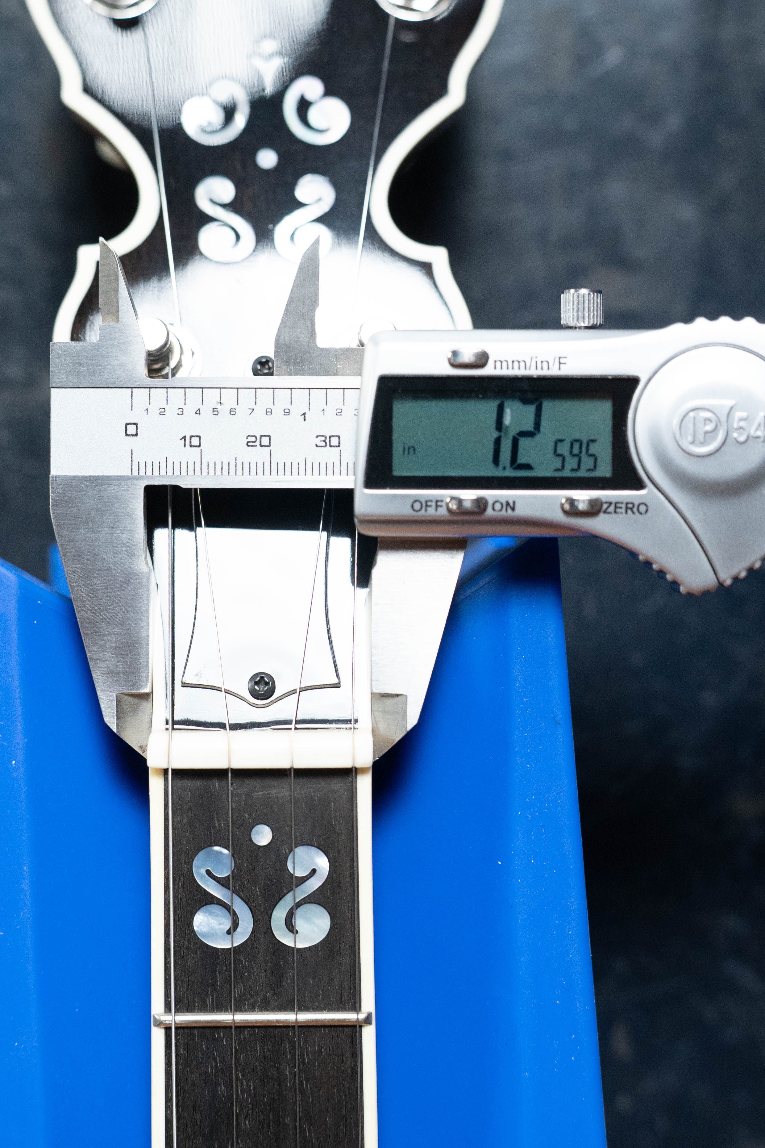 Deering Calico 5 String Curly Maple Resonator Banjo w/Spikes Installed #AX45