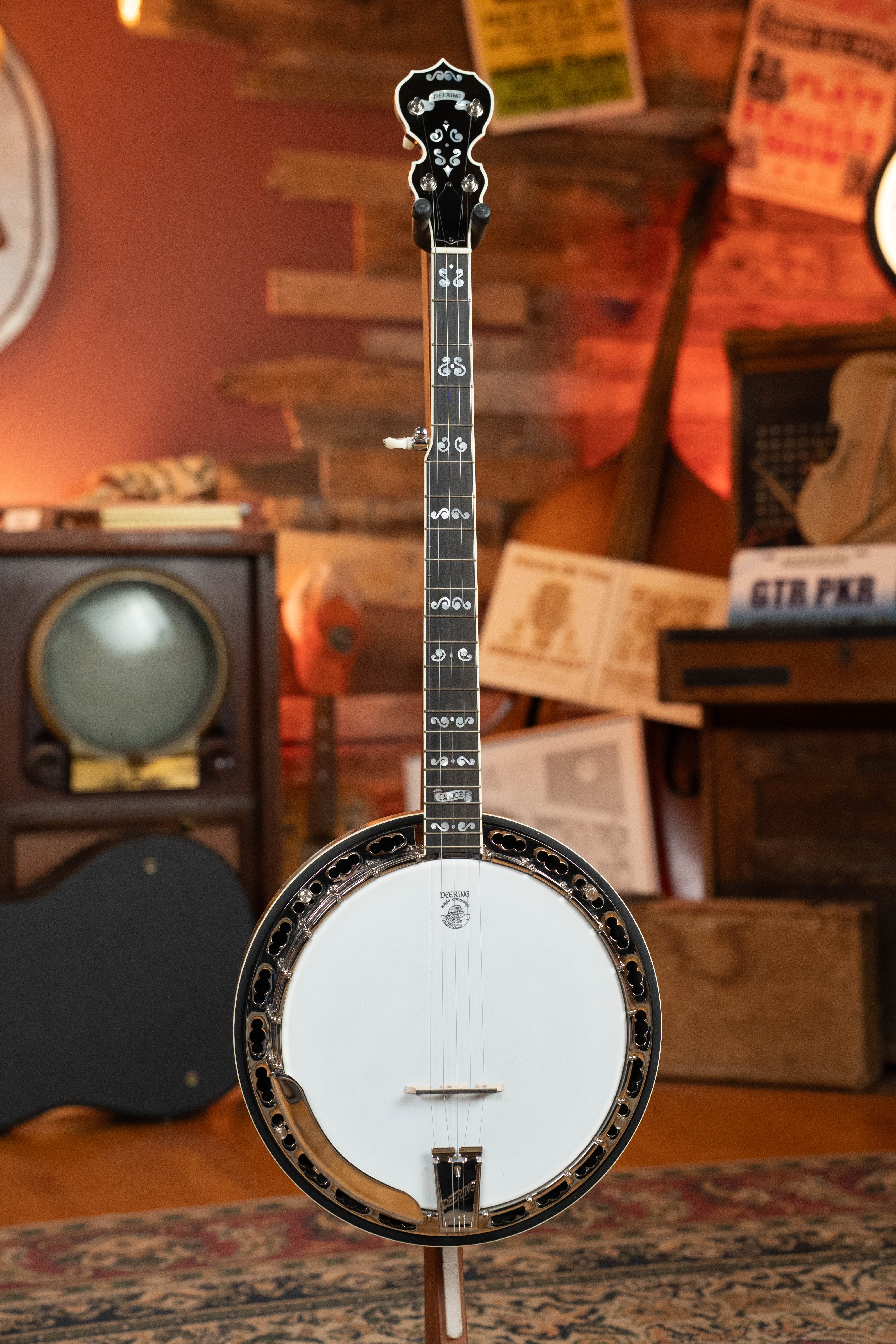 Deering Calico 5 String Curly Maple Resonator Banjo w/Spikes Installed #AX45