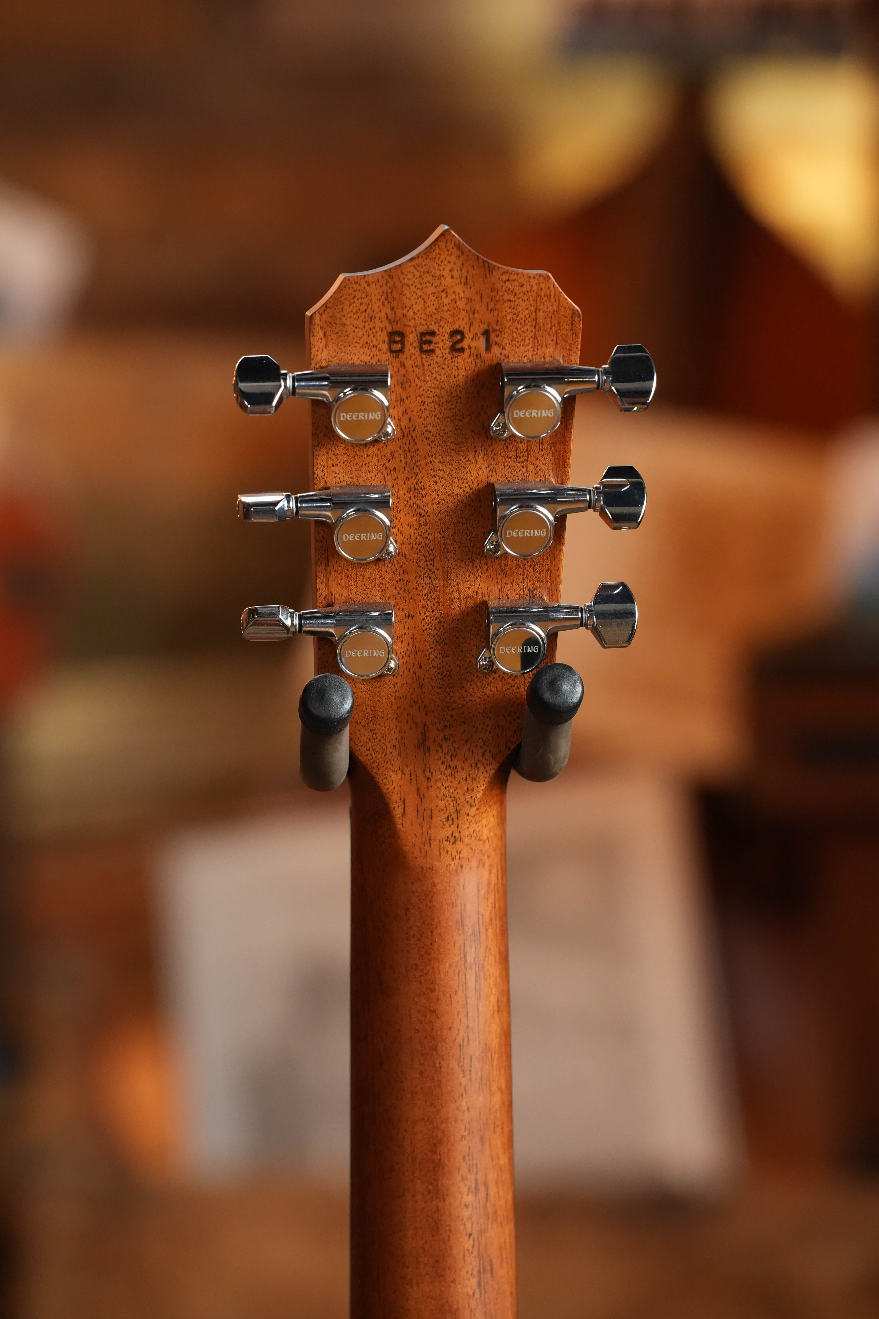 Deering Boston 6 String Banjo W/ Kavanjo Pickup #BE21