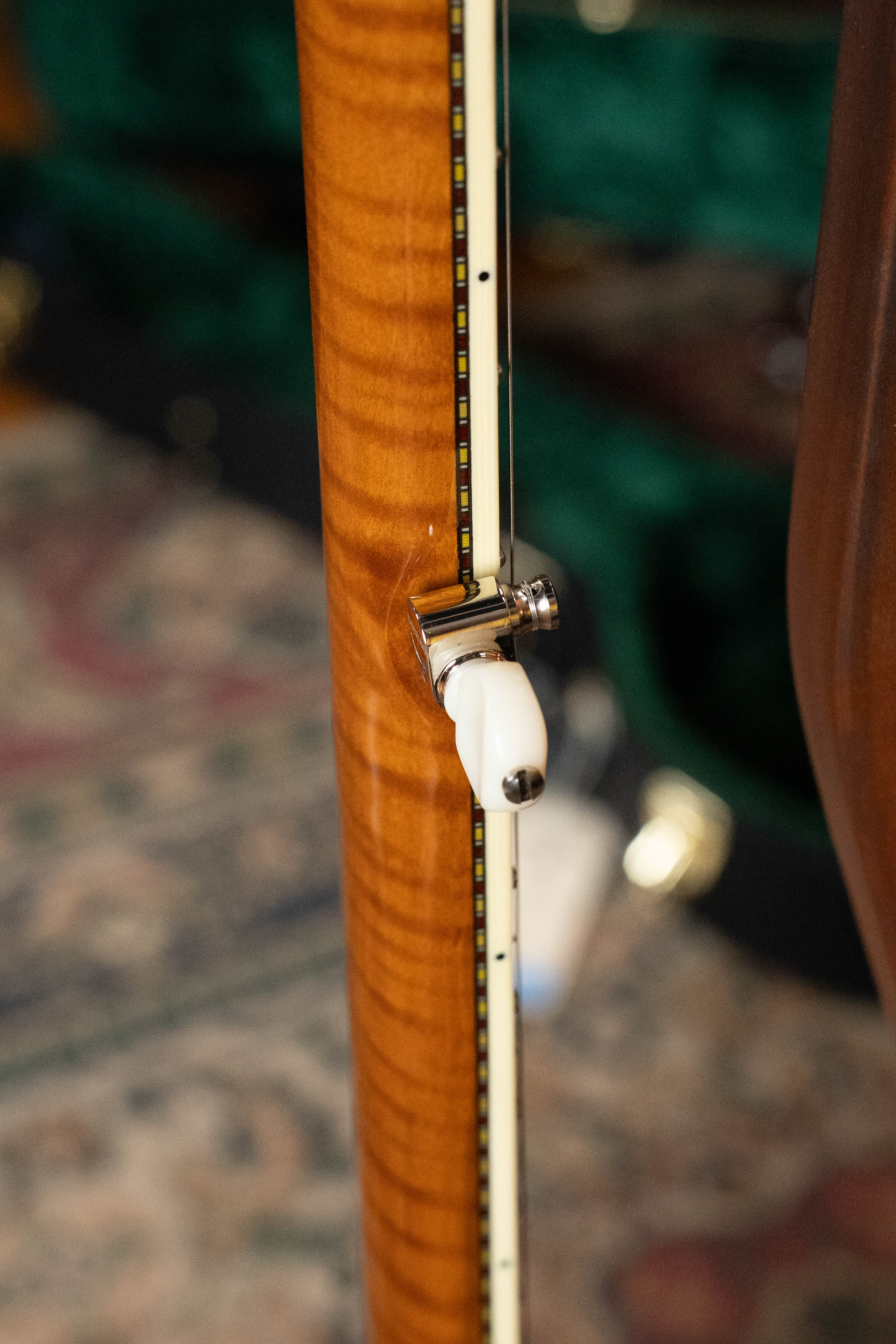 Deering Calico 5 String Curly Maple Resonator Banjo w/Spikes Installed #BC03