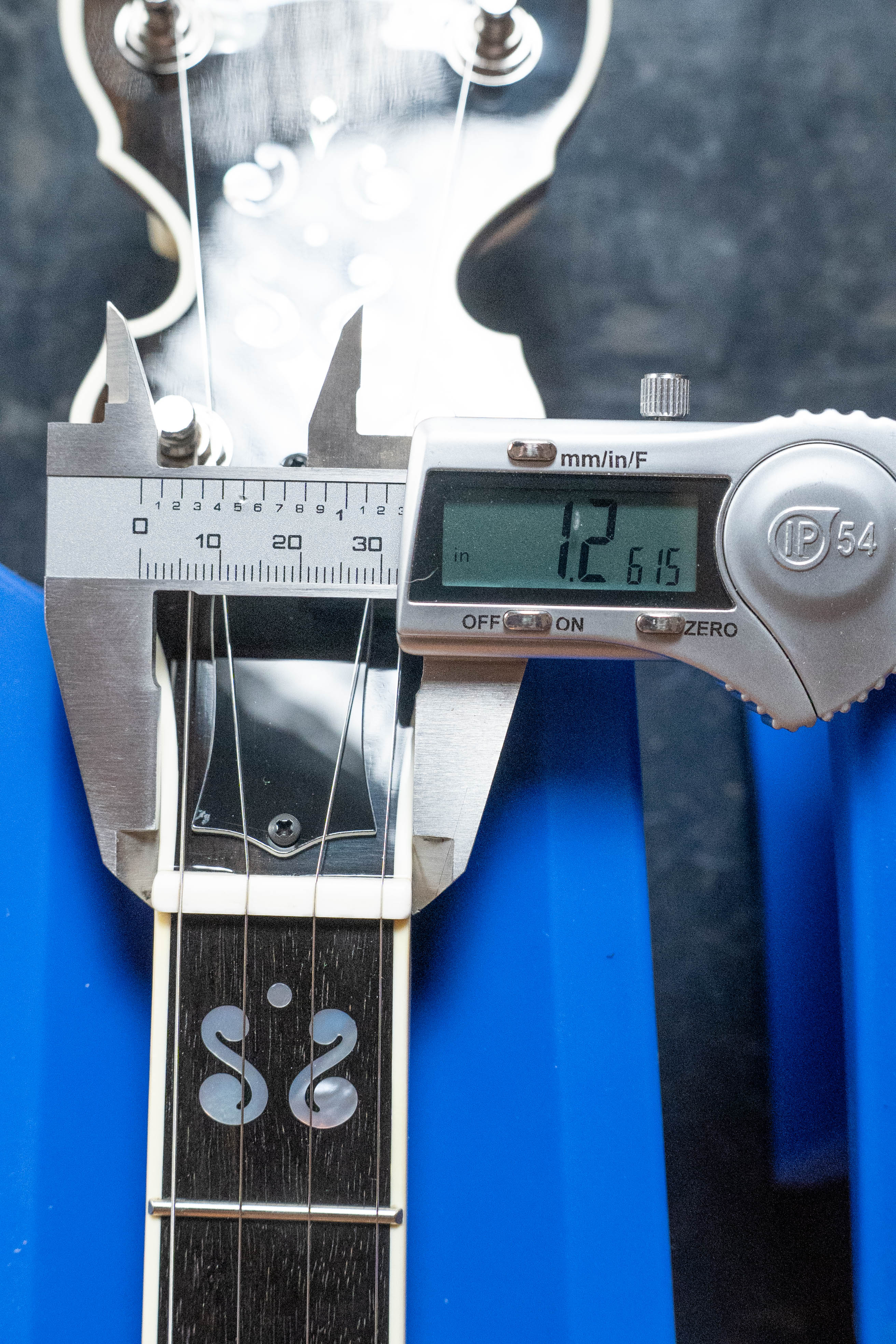 Deering Calico 5 String Curly Maple Resonator Banjo w/Spikes Installed #BC03