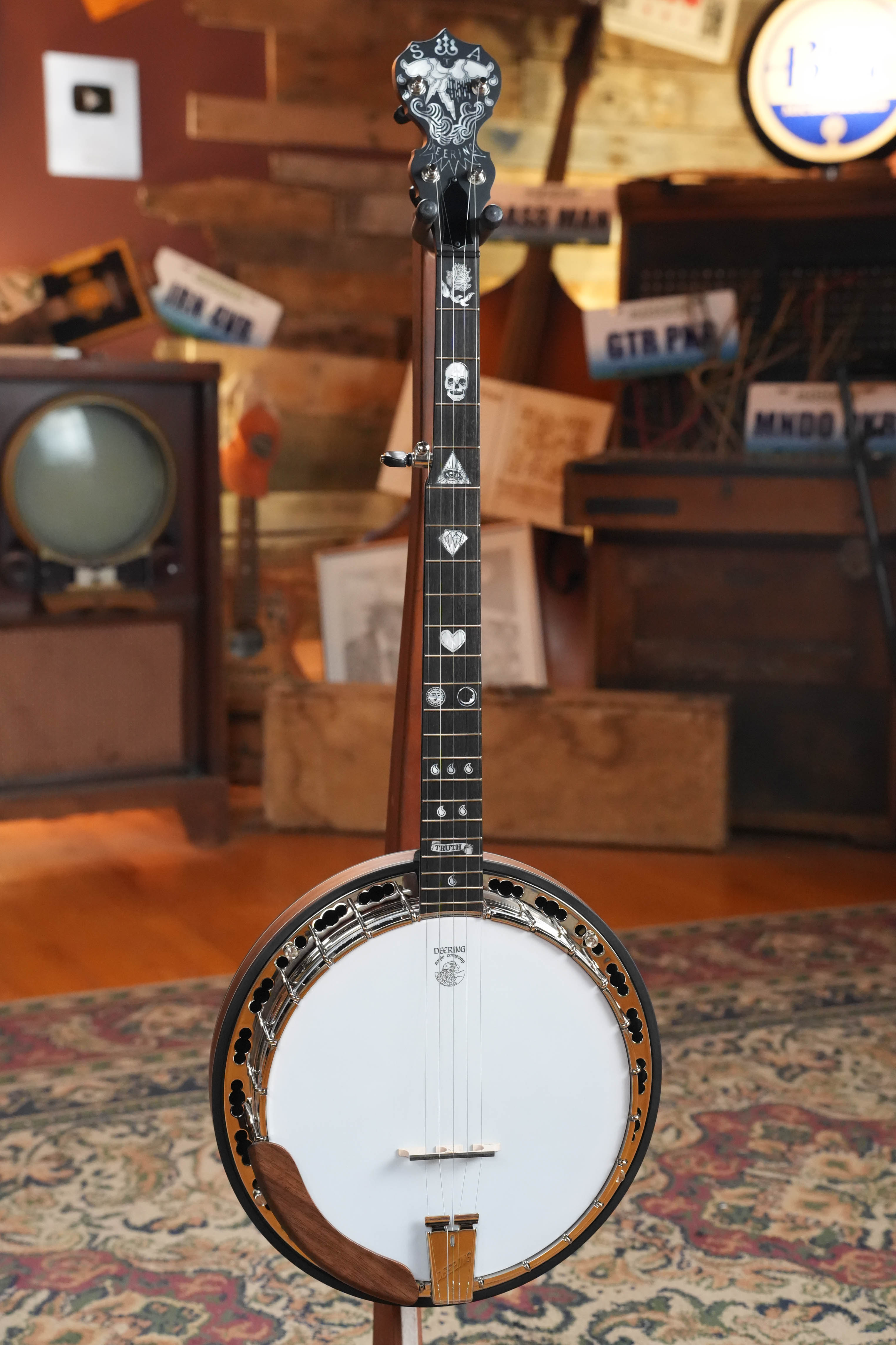 Deering Scott Avett "Truth" Signature Banjo #0010