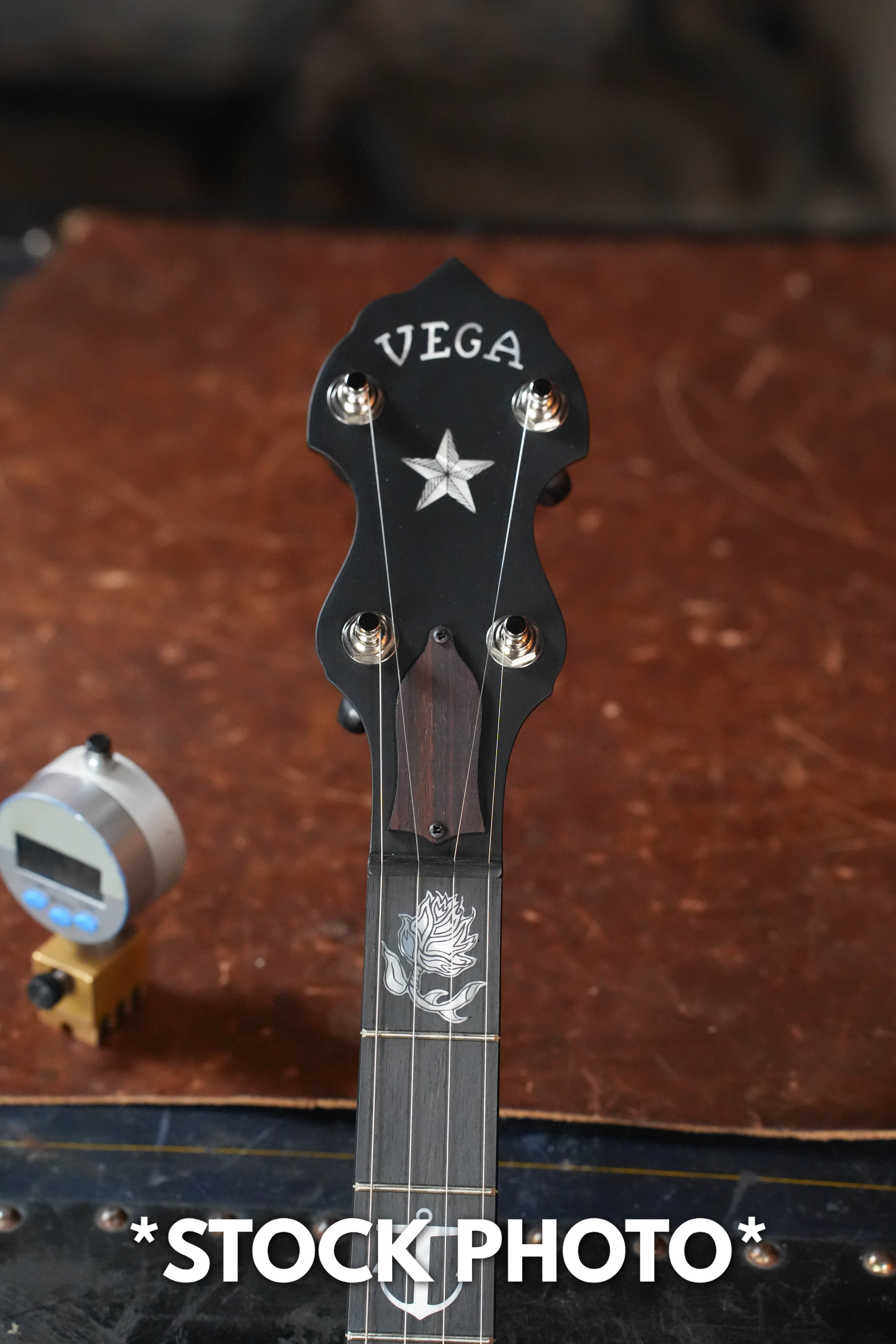 *Pre-Order Depost ONLY* Deering Vega Avett Star Signature Banjo
