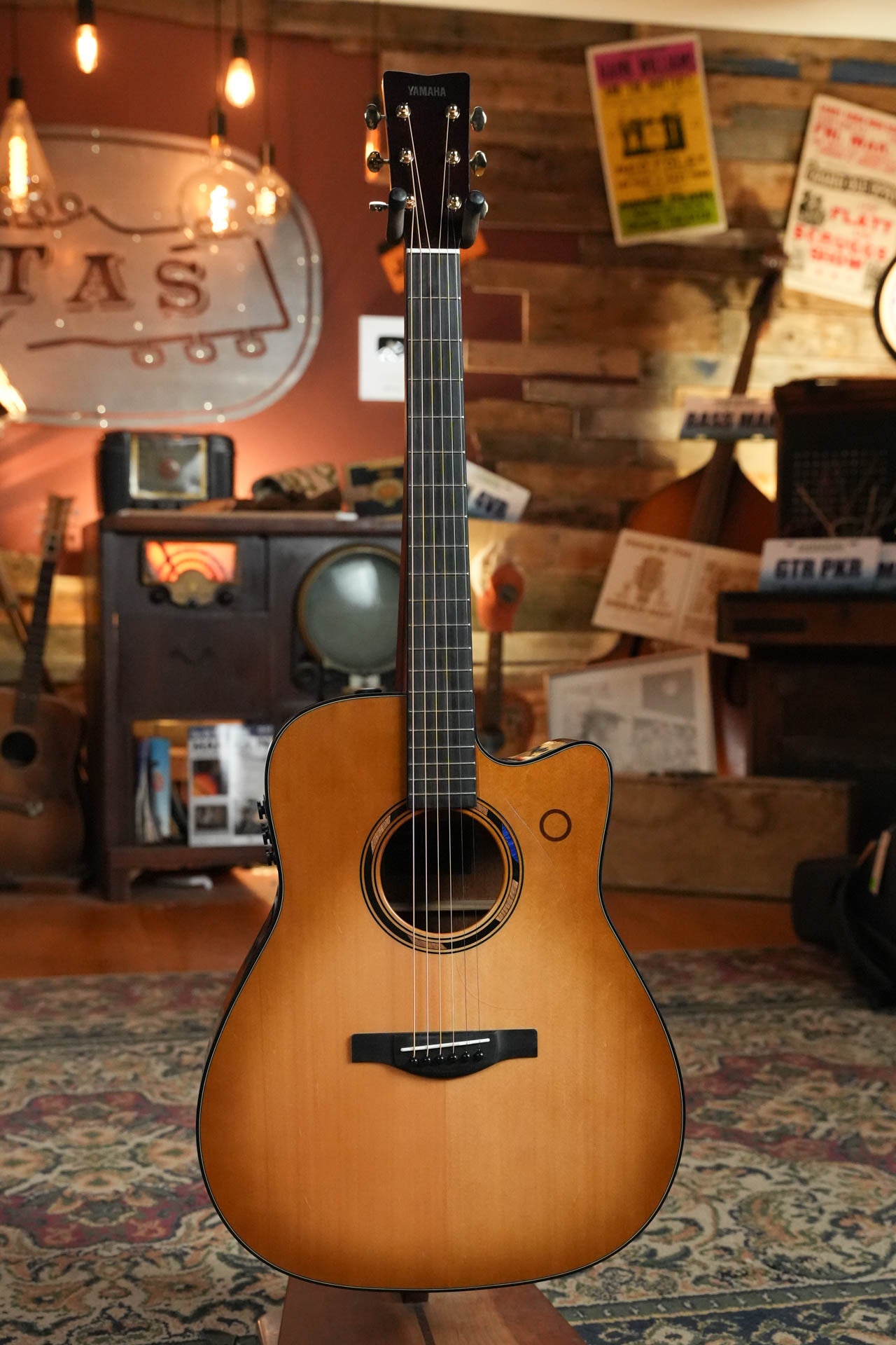 *Dread-Not Certified Used* Yamaha TAG3C-SDB Sitka/Mahogany Sandburst Dreadnought Guitar w/the TransAcoustic System #0688