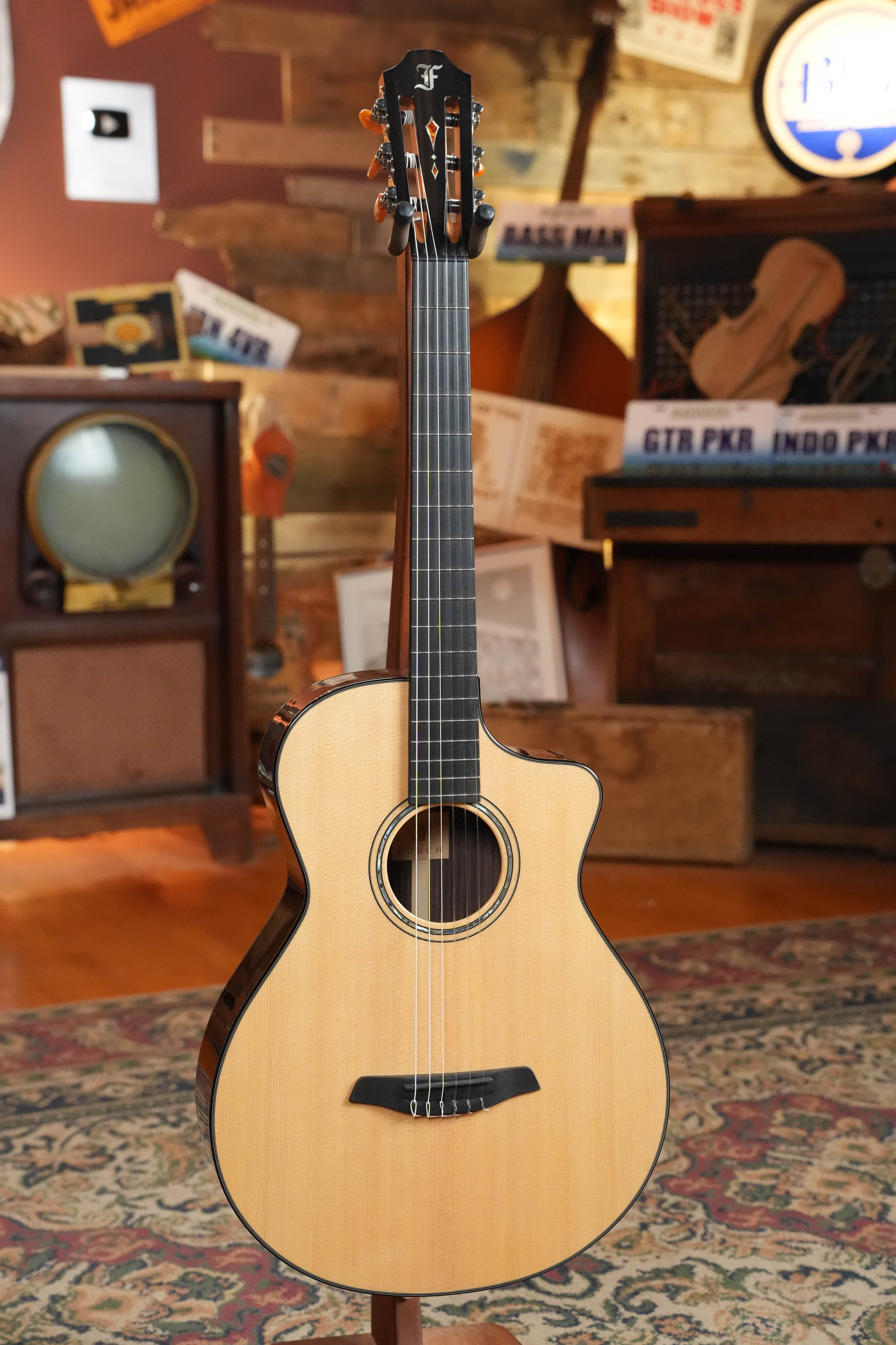 *Dread-Not Certified Used* 2024 Furch GNC-4 SR Sitka/Rosewood Grand Nylon Acoustic Guitar #8306