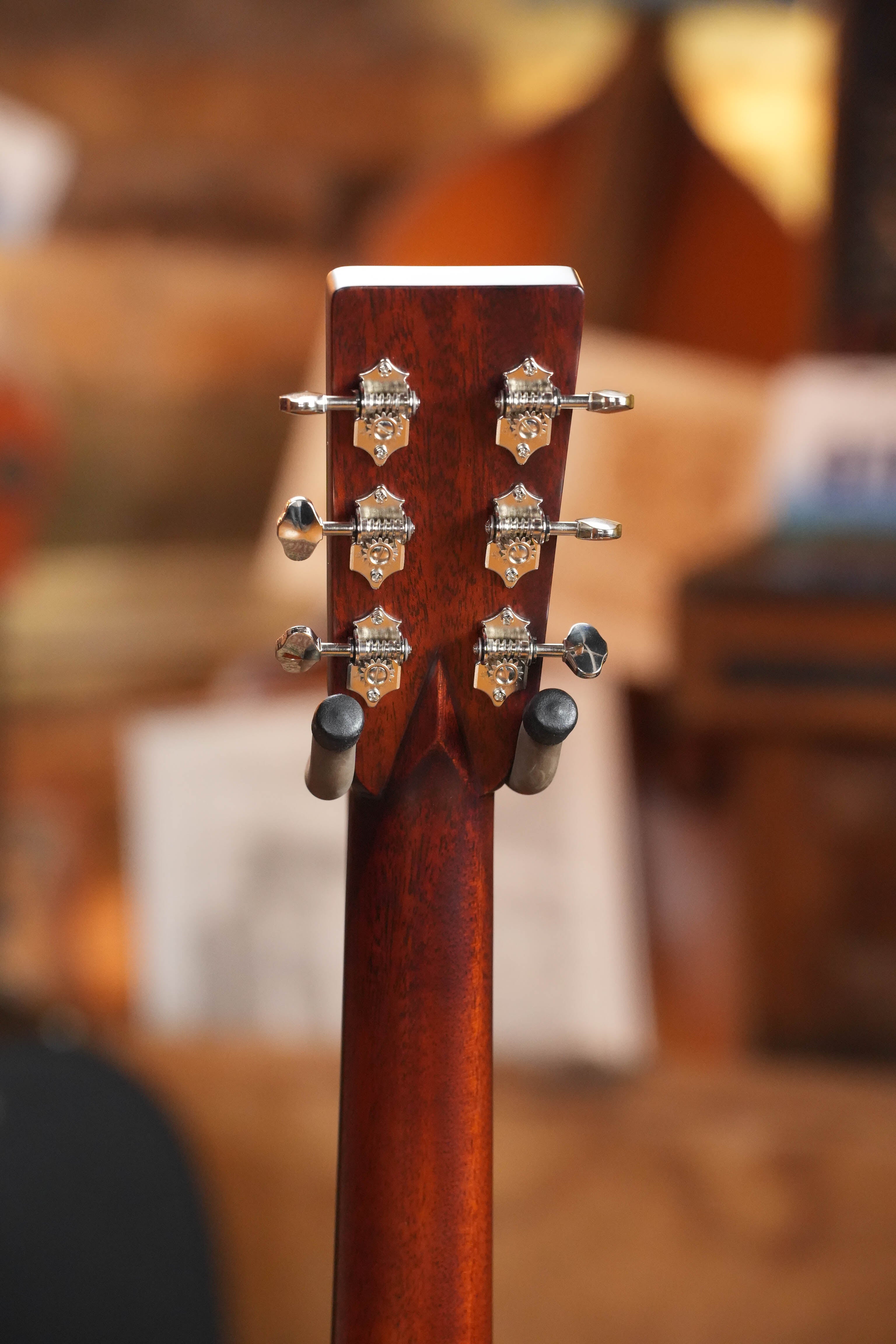 *Dread-Not Certified Used* 2025 Eastman E6OM-TC Thermo-Cured Sitka/Mahogany Orchestra Model w/ K&K Pure Mini #5675