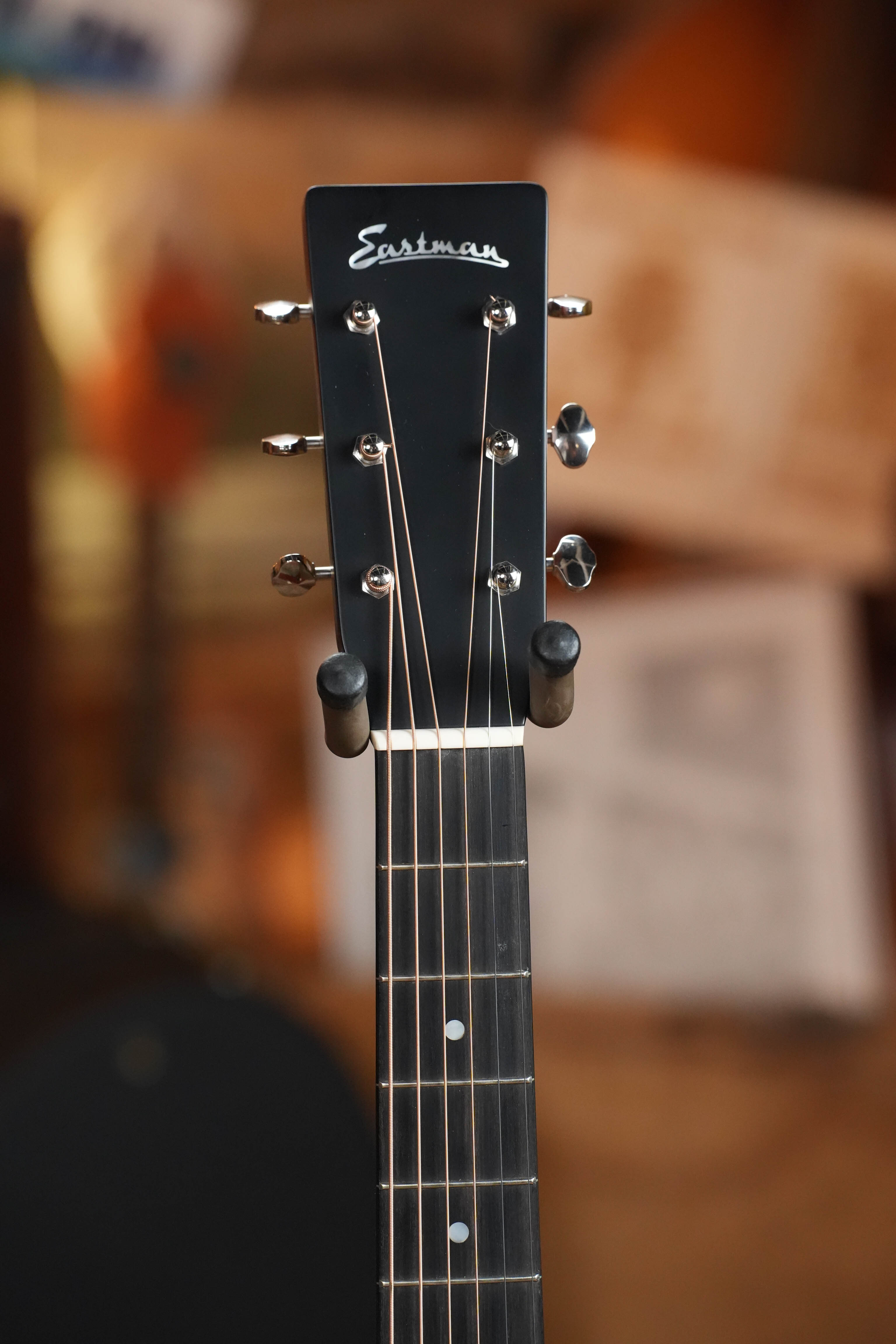 *Dread-Not Certified Used* 2025 Eastman E6OM-TC Thermo-Cured Sitka/Mahogany Orchestra Model w/ K&K Pure Mini #5675