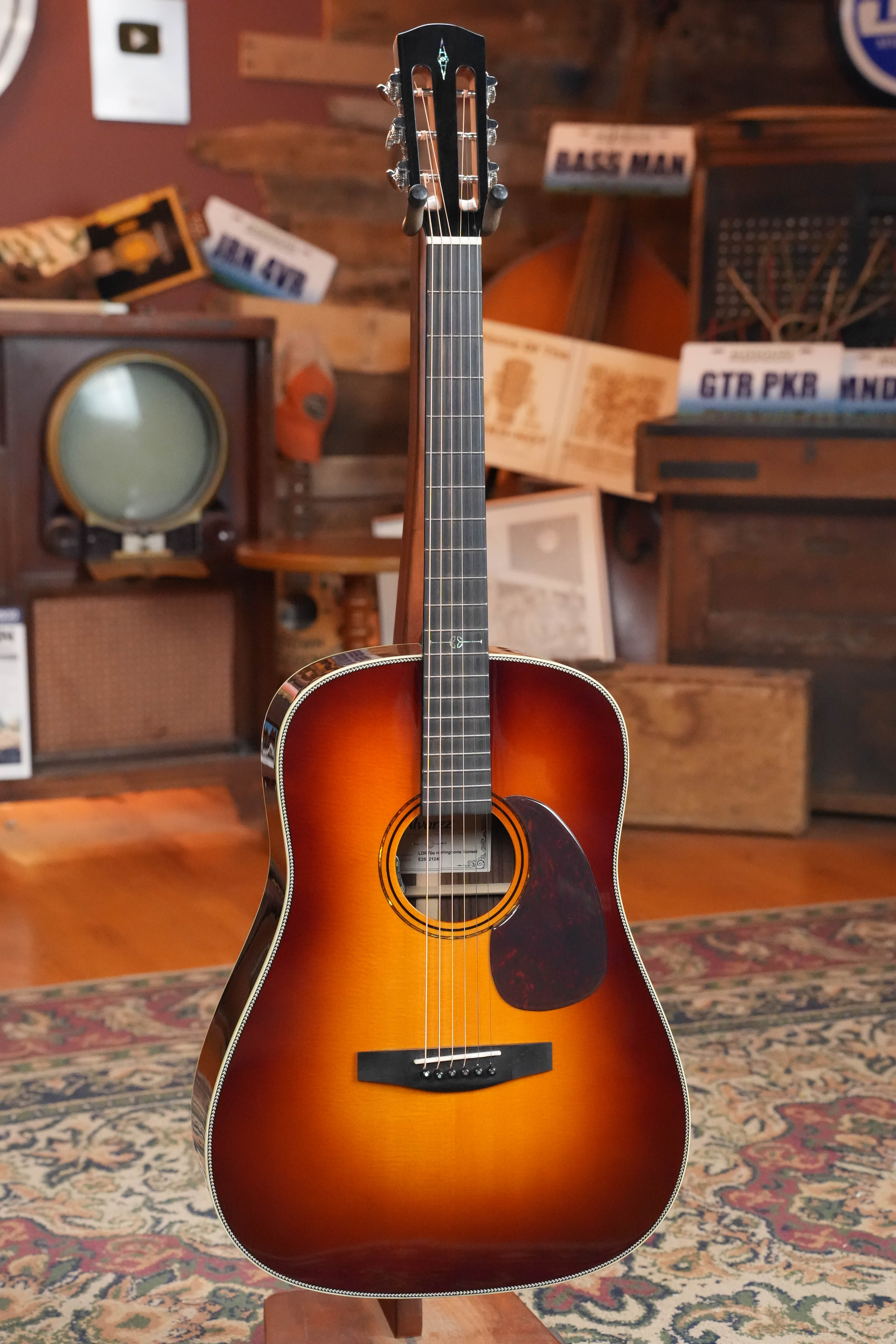 *Dread-Not Certified Used* Alvarez Laureate Series LDR70e Sitka/Rosewood Herringbone Sunset Slope Shoulder Dreadnought Guitar w/LR Baggs Hifi Pickup #1248