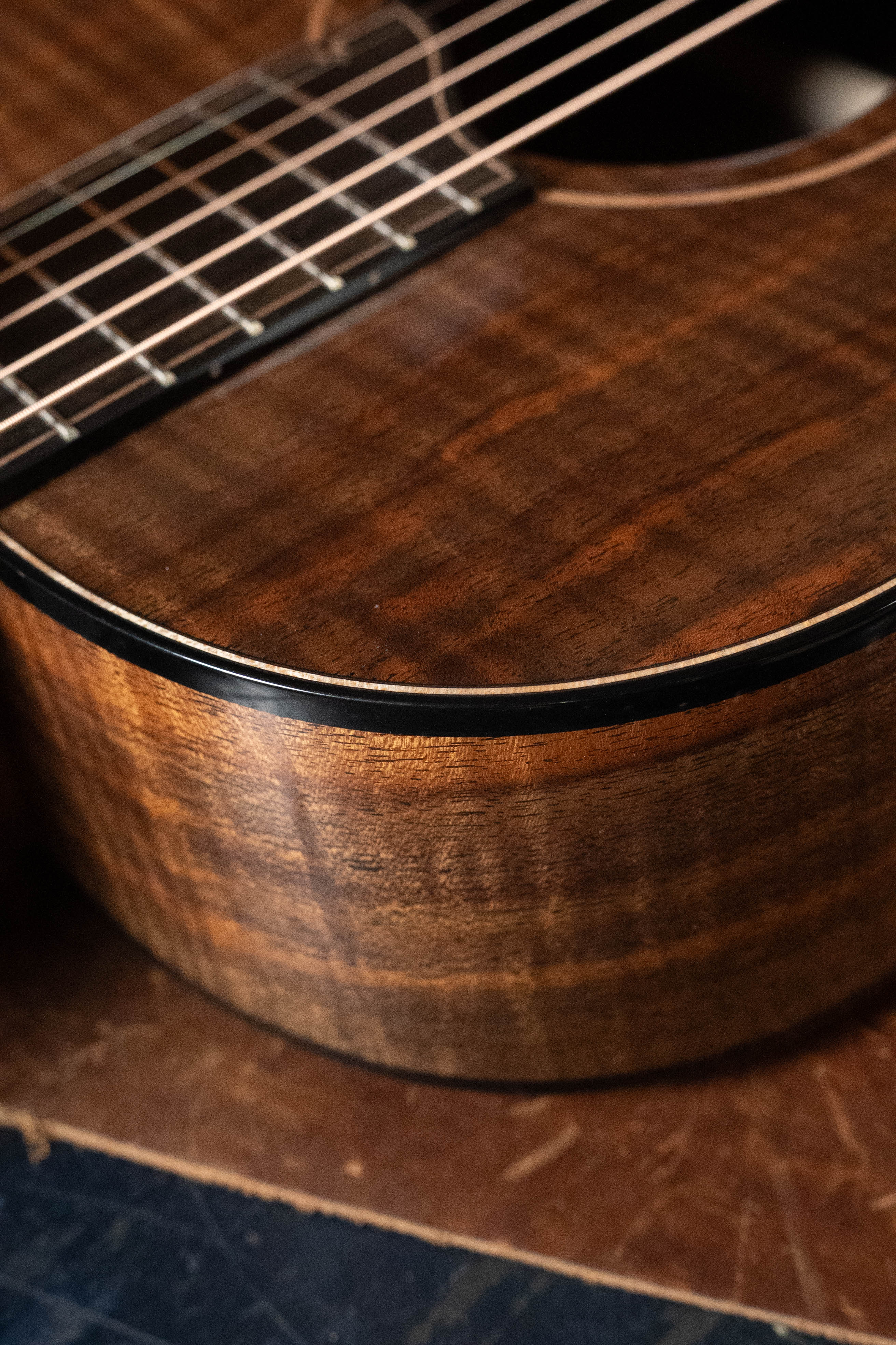 *Dread-Not Certified Used* Bedell Limited Edition Fireside Parlor All Walnut Acoustic Guitar #3020