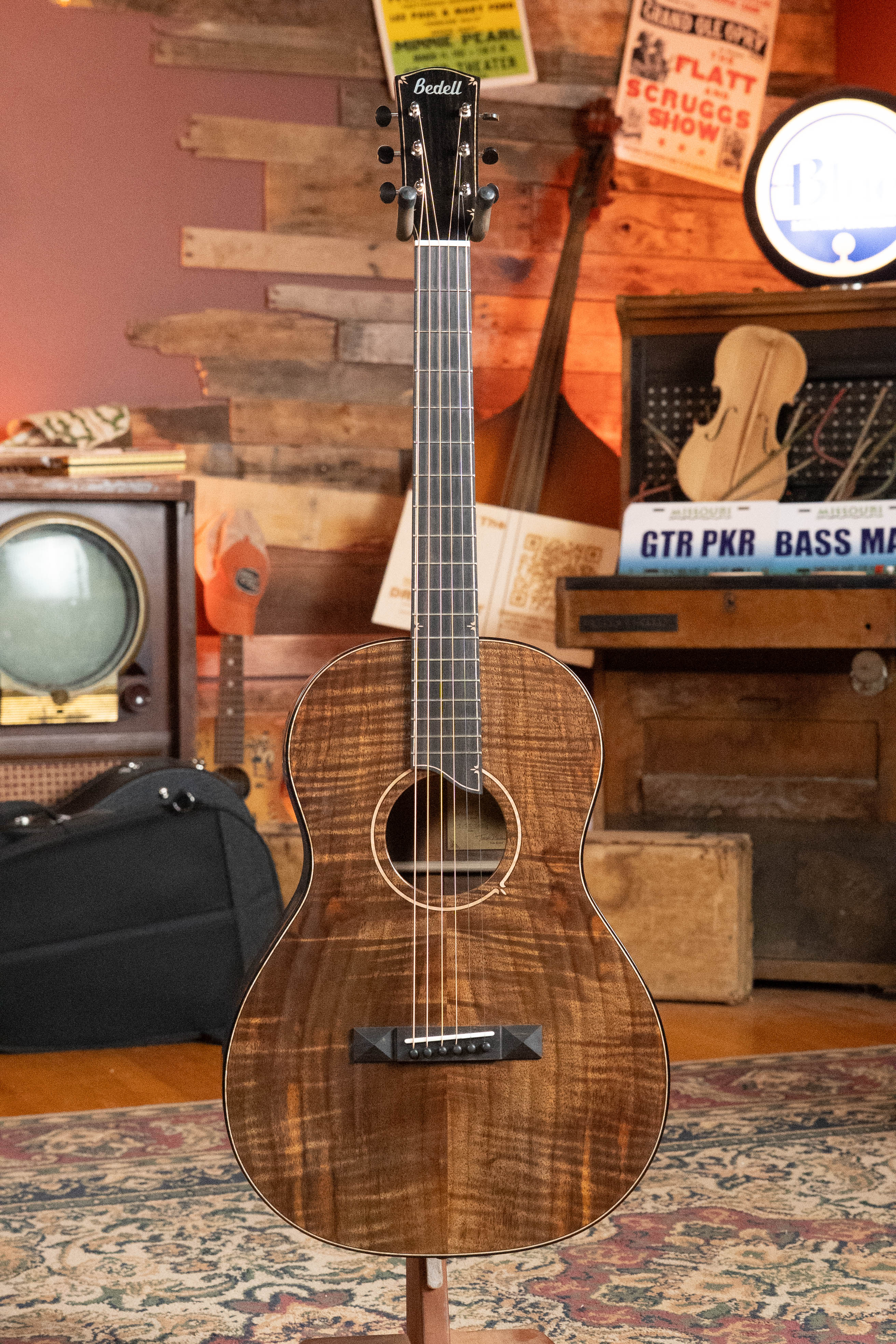 *Dread-Not Certified Used* Bedell Limited Edition Fireside Parlor All Walnut Acoustic Guitar #3020