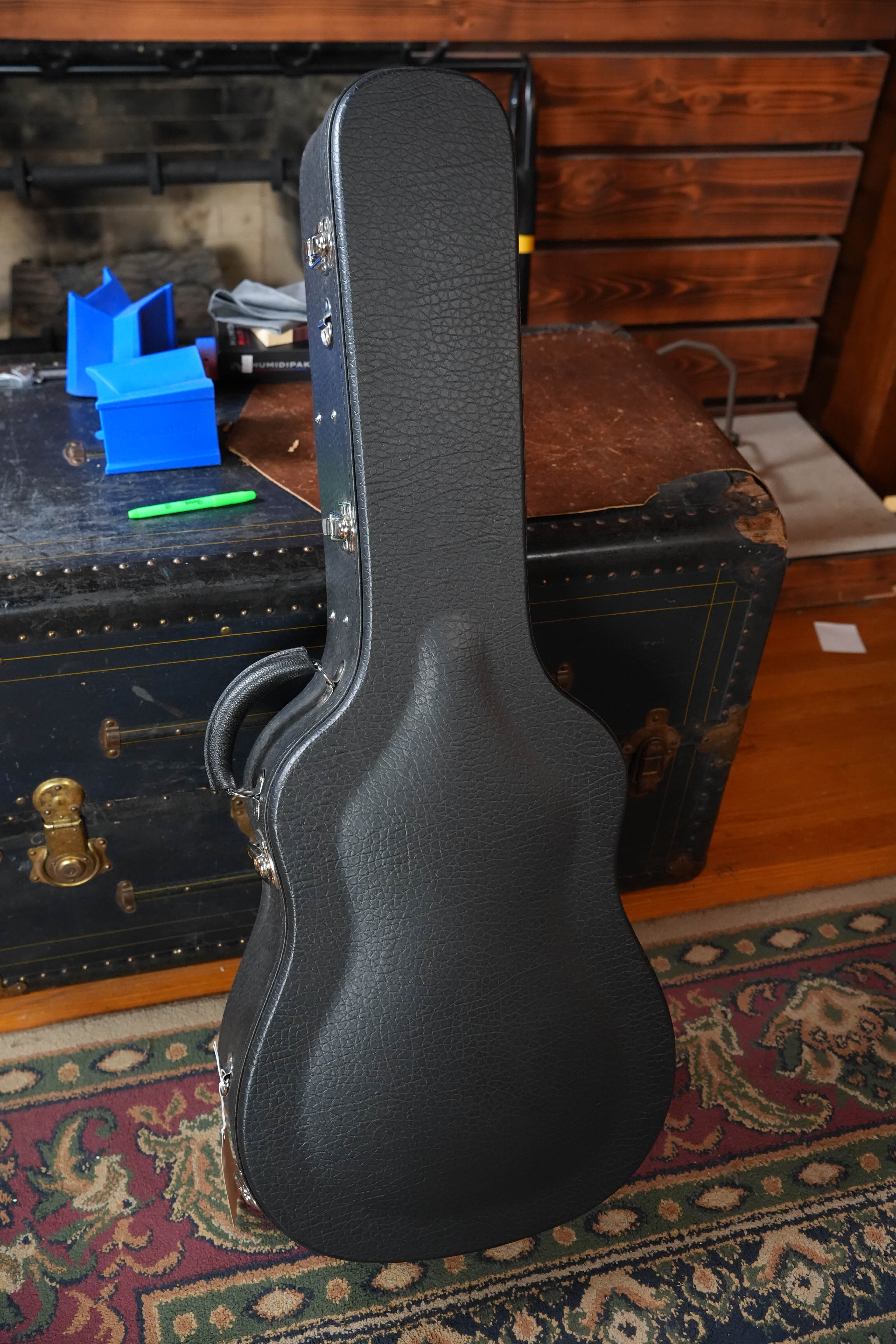 *Dread-Not Certified Used* Bourgeois D Touchstone Signature Torrefied Alaskan Sitka/Madagascar Rosewood Acoustic Guitar #6250