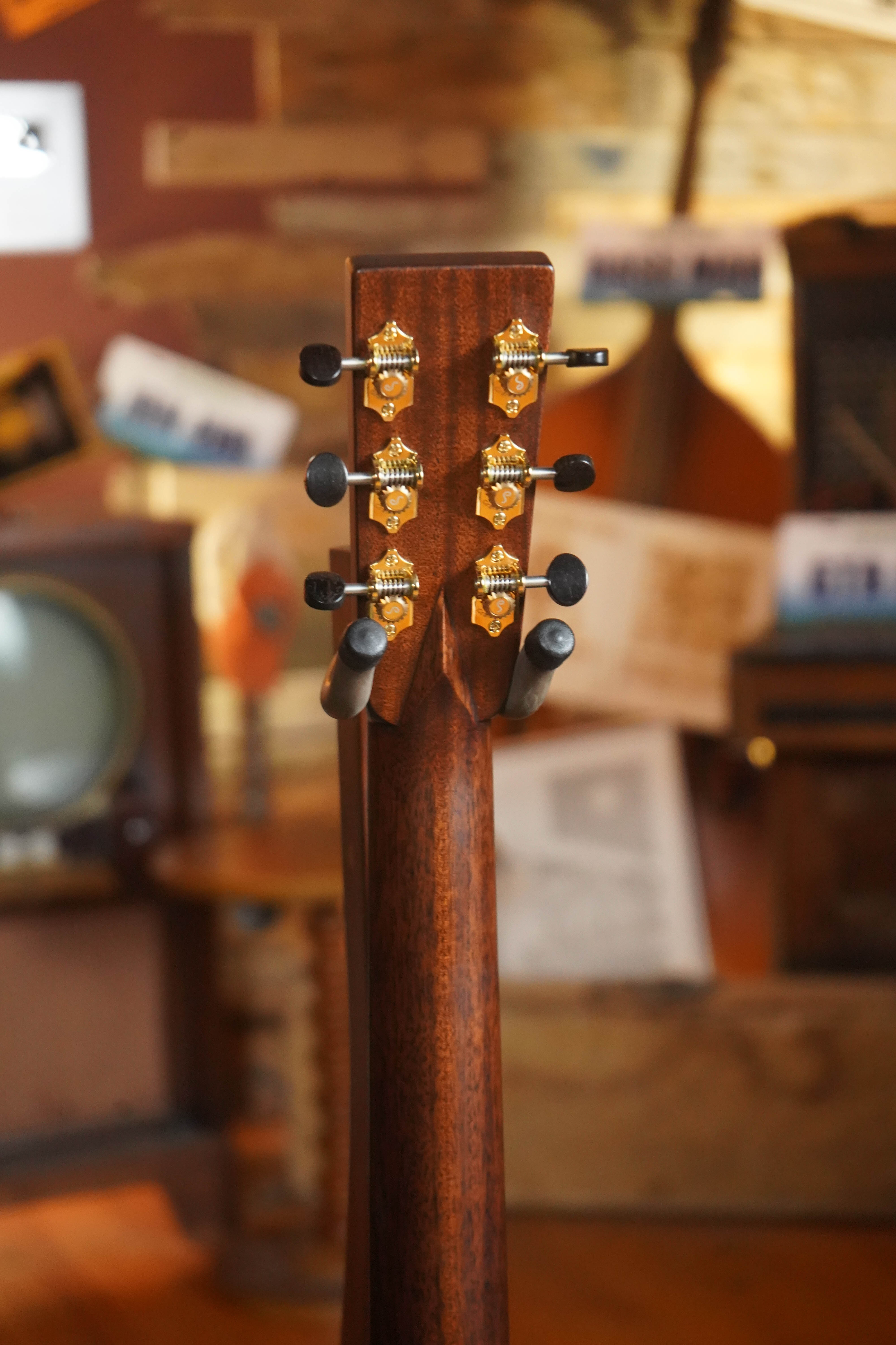 *Dread-Not Certified Used* Bourgeois Signature Touchstone Series Torrefied Sitka/Madagascar Dreadnought Acoustic Guitar #6205