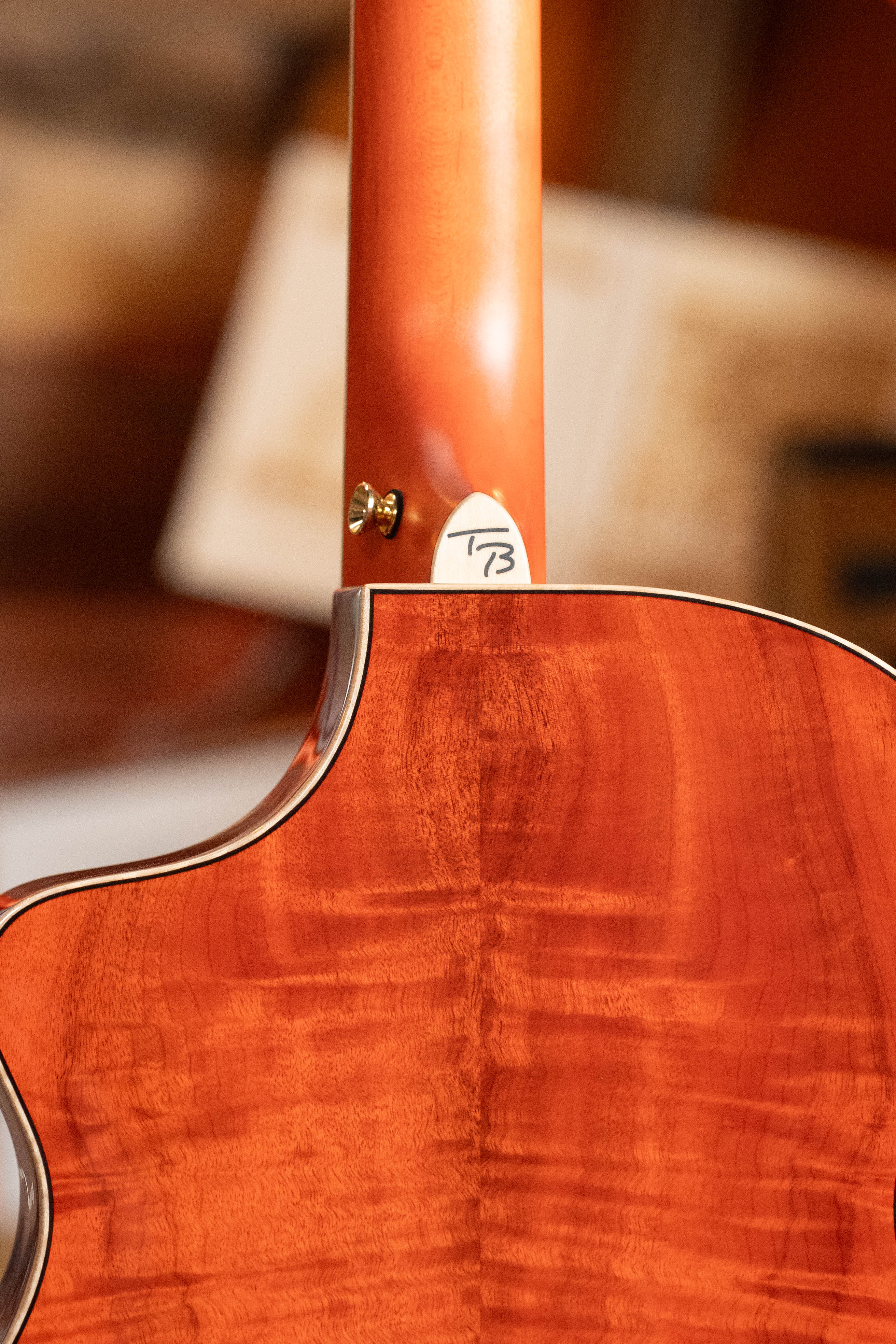 *Dread-Not Certified Used* Breedlove Tom Bedell's Blues Orange Vintage Edition All Myrtlewood Concertina Cutaway Guitar w/LR Baggs Pickup #9079