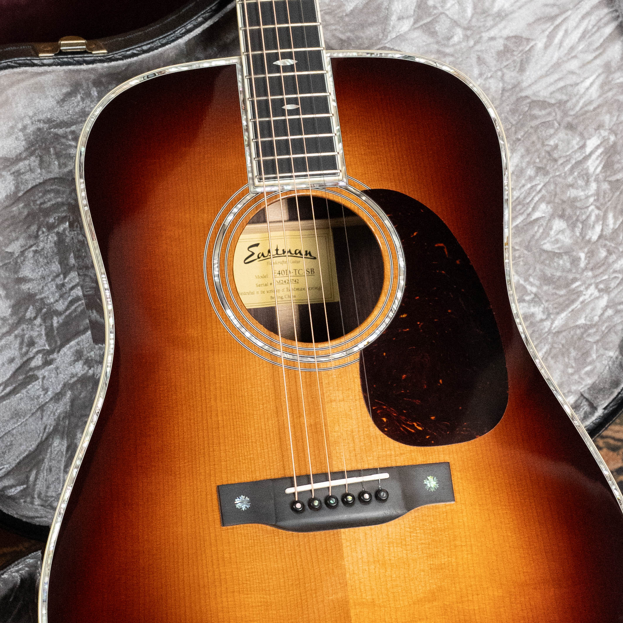 *Dread-Not Certified Used* Eastman E40D-TC-SB Thermo-cured AAA Grade Adirondack/Rosewood Sunburst Dreadnought Acoustic Guitar #5742