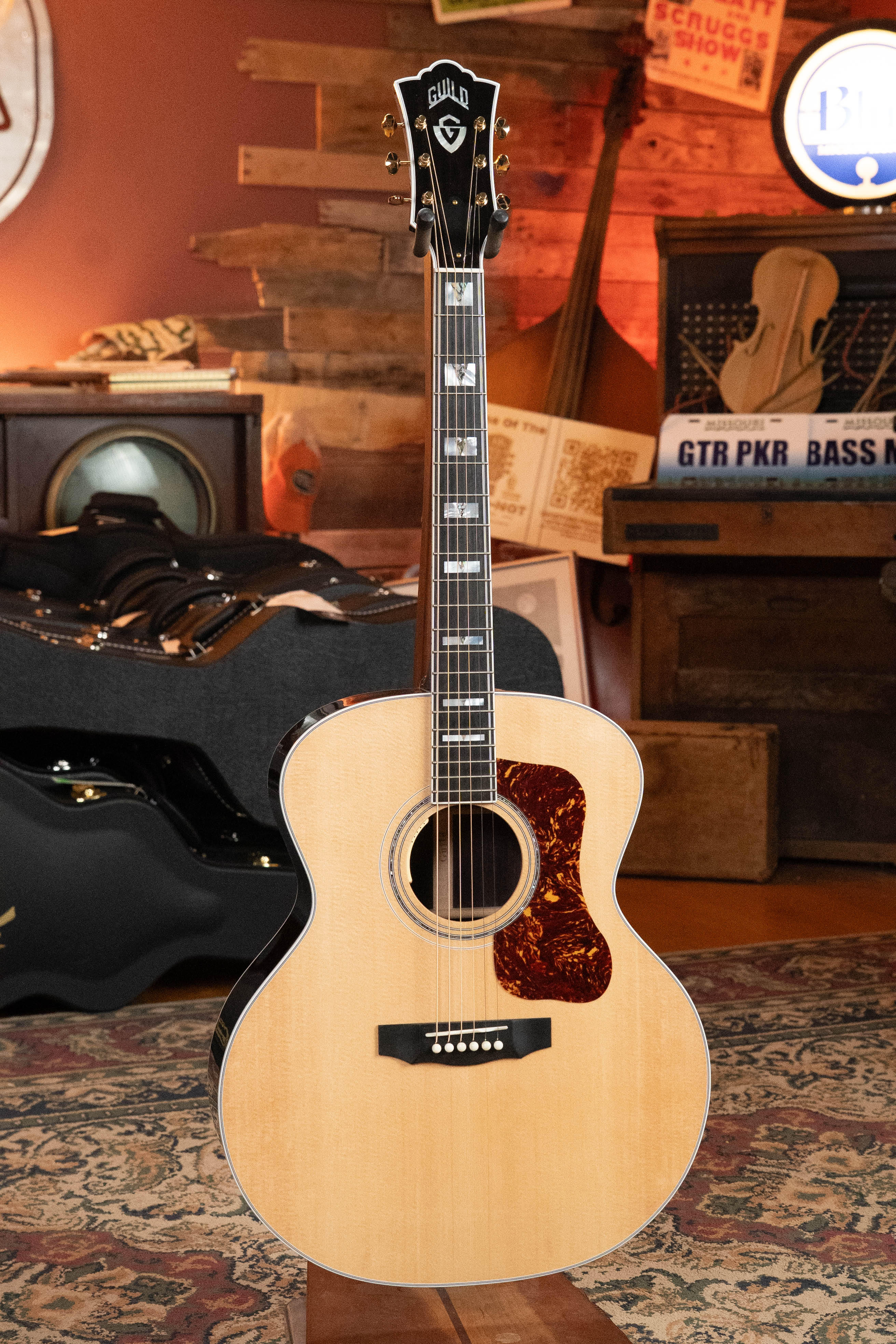 *Dread-Not Certified Used* Guild F-55E Sitka/Maple Jumbo Natural Gloss Guitar w/Electronics #0117