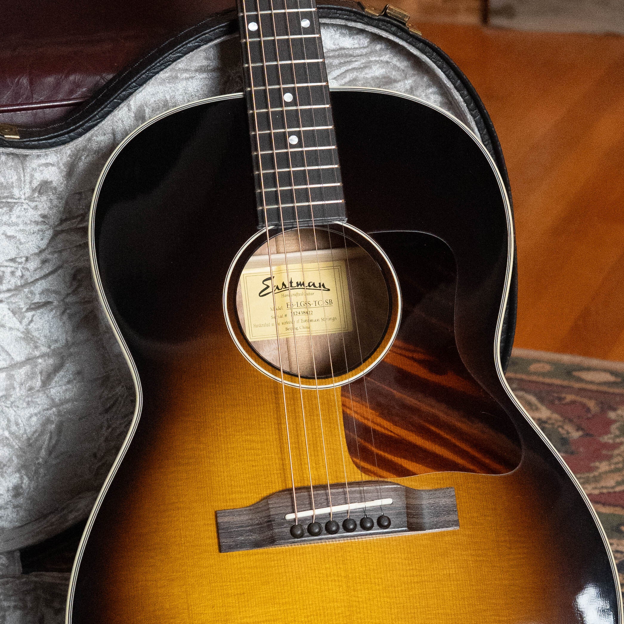 *Dread-Not Certified Used* Eastman E6-LGSS-TC-SB Sunburst LG Style Acoustic Guitar #8422