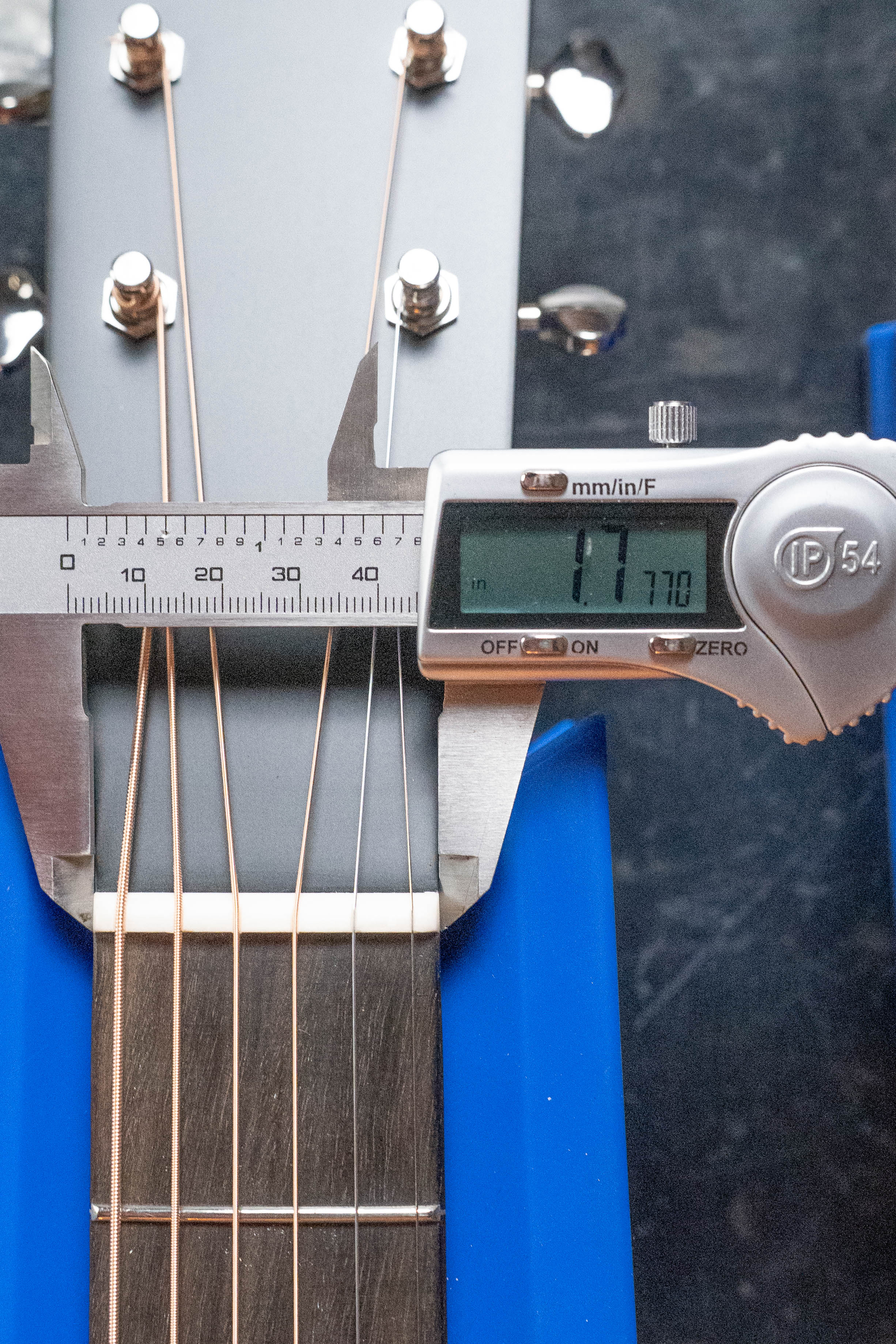 Eastman E1D-DLX Sitka/Sapele Dreadnought Guitar w/Fishman Pickup #6444