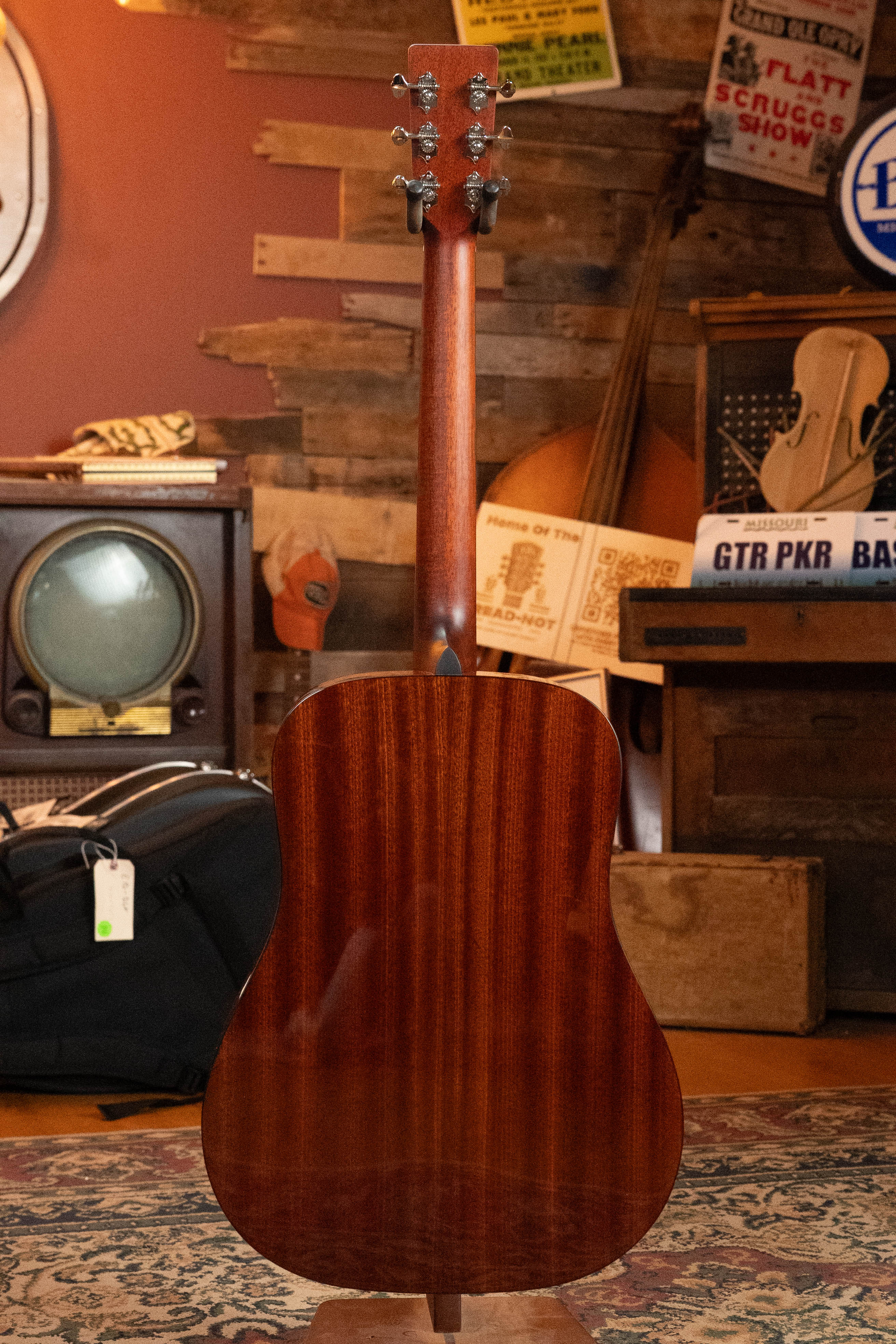 Eastman E1D-DLX Sitka/Sapele Dreadnought Guitar w/Fishman Pickup #6444