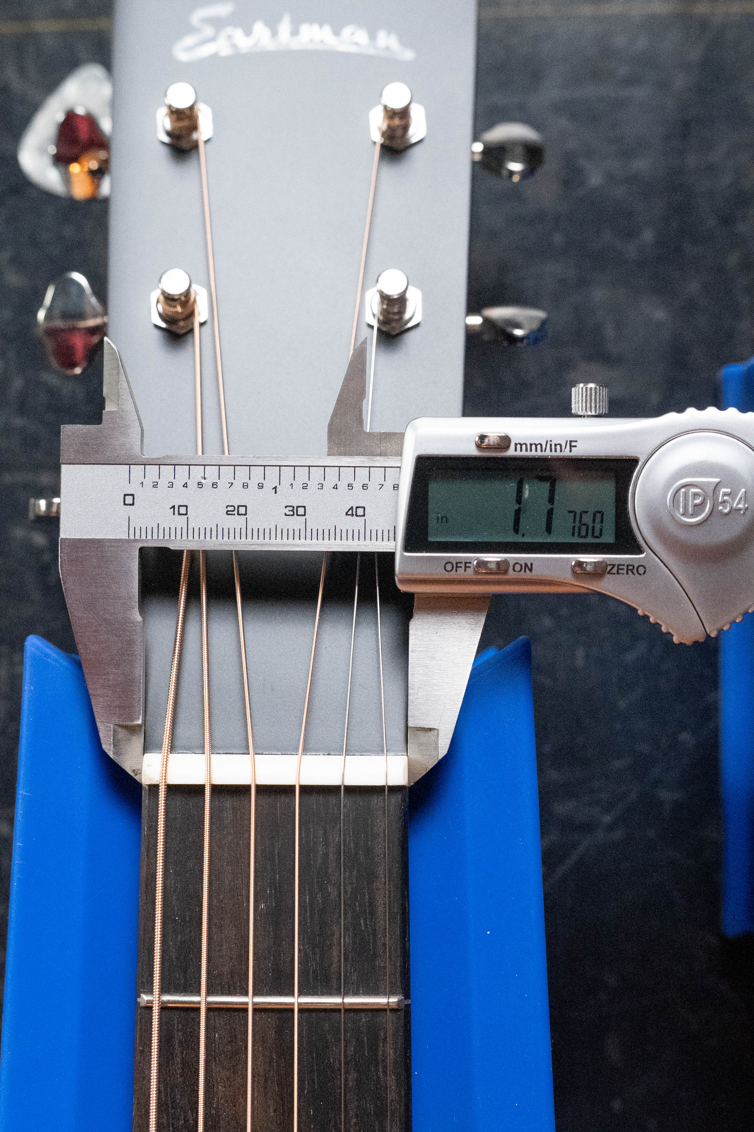 Eastman E1D-DLX Sitka/Sapele Dreadnought Guitar w/Fishman Pickup #7728