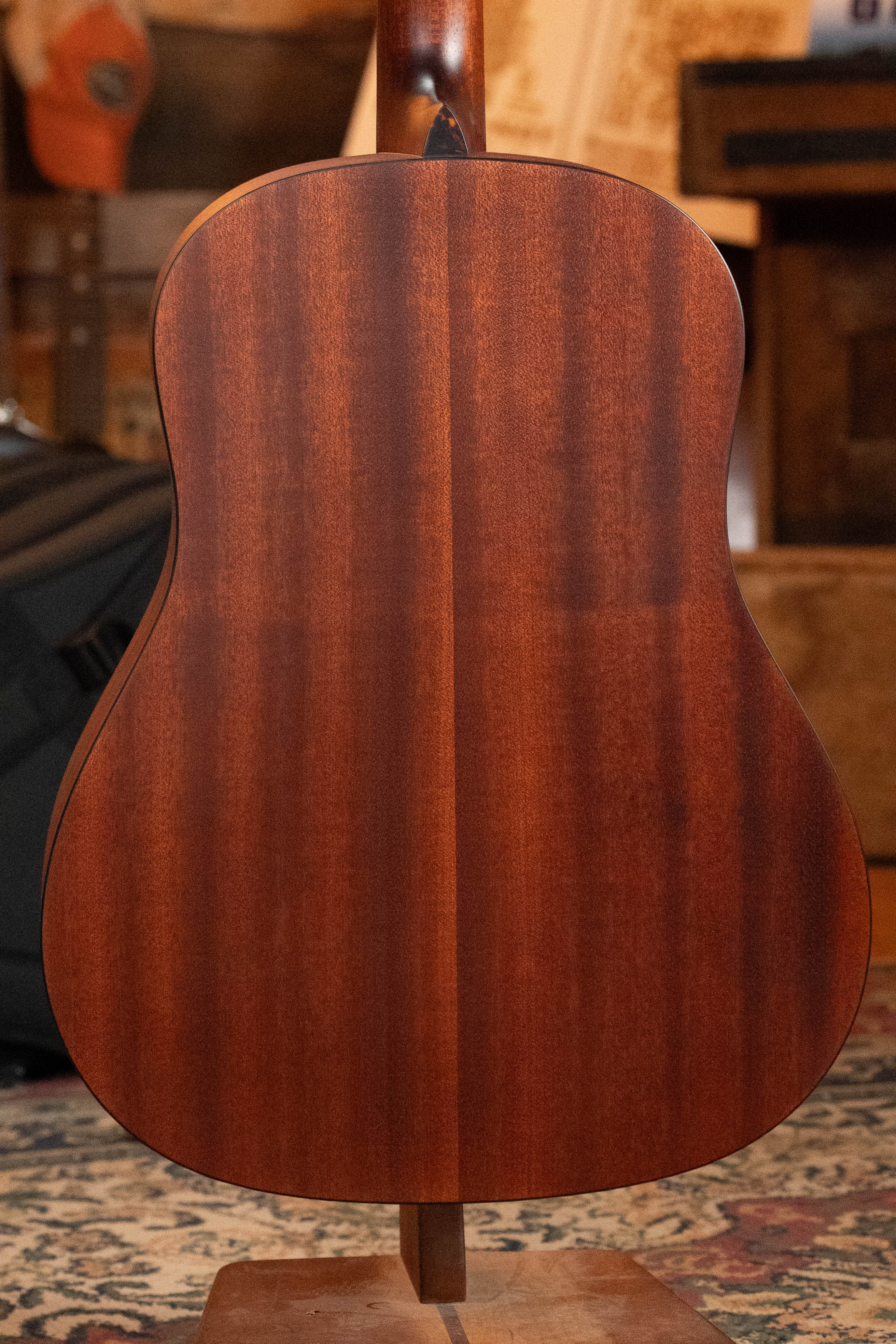 Eastman E1SS-SB Sitka/Sapele Sunburst Slope Shoulder Dreadnought Acoustic Guitar #1443