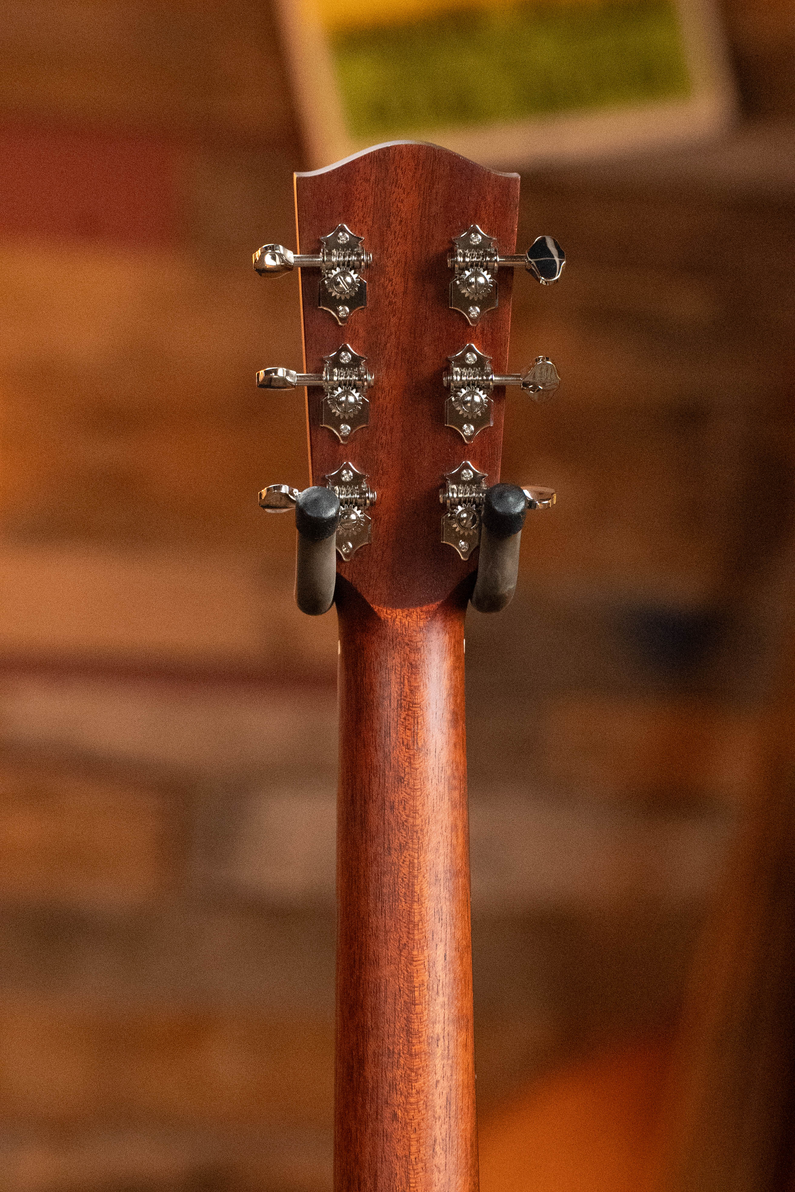 Eastman E1SS-SB Sitka/Sapele Sunburst Slope Shoulder Dreadnought Acoustic Guitar #1443