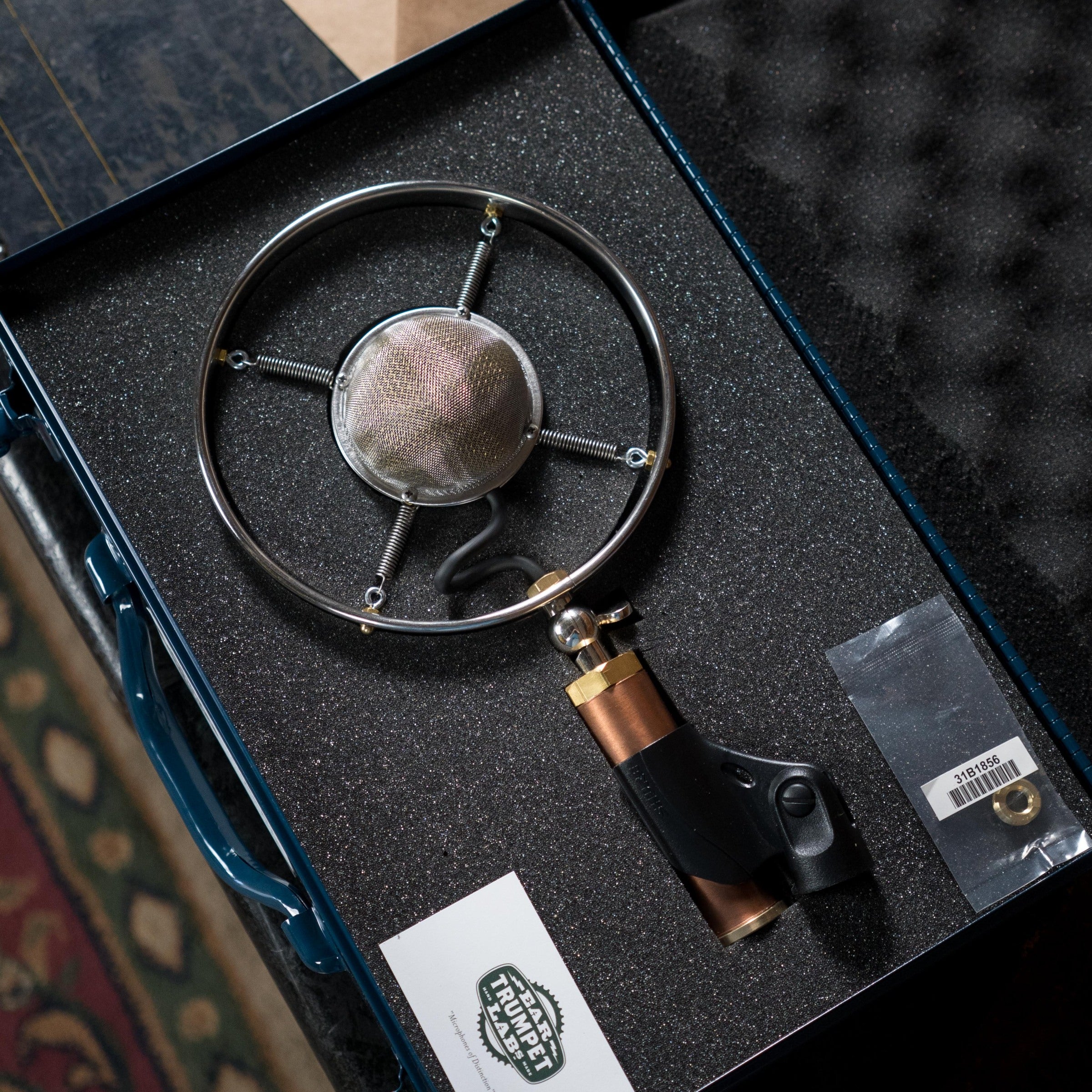 Ear Trumpet Labs Louise Microphone