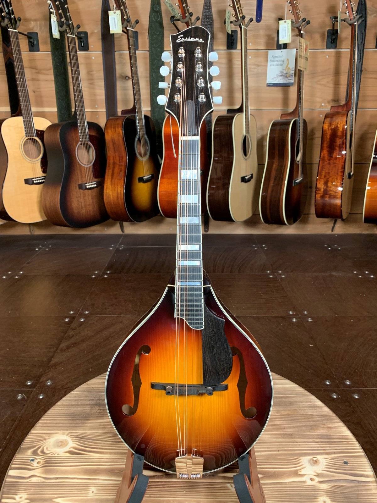 Eastman MD605 Mandolin