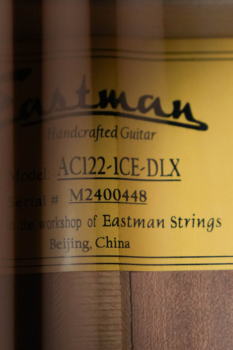 Eastman AC122-1CE-DLX Gloss Grand Auditorium Cutaway Guitar w/Fishman Pickup #0448