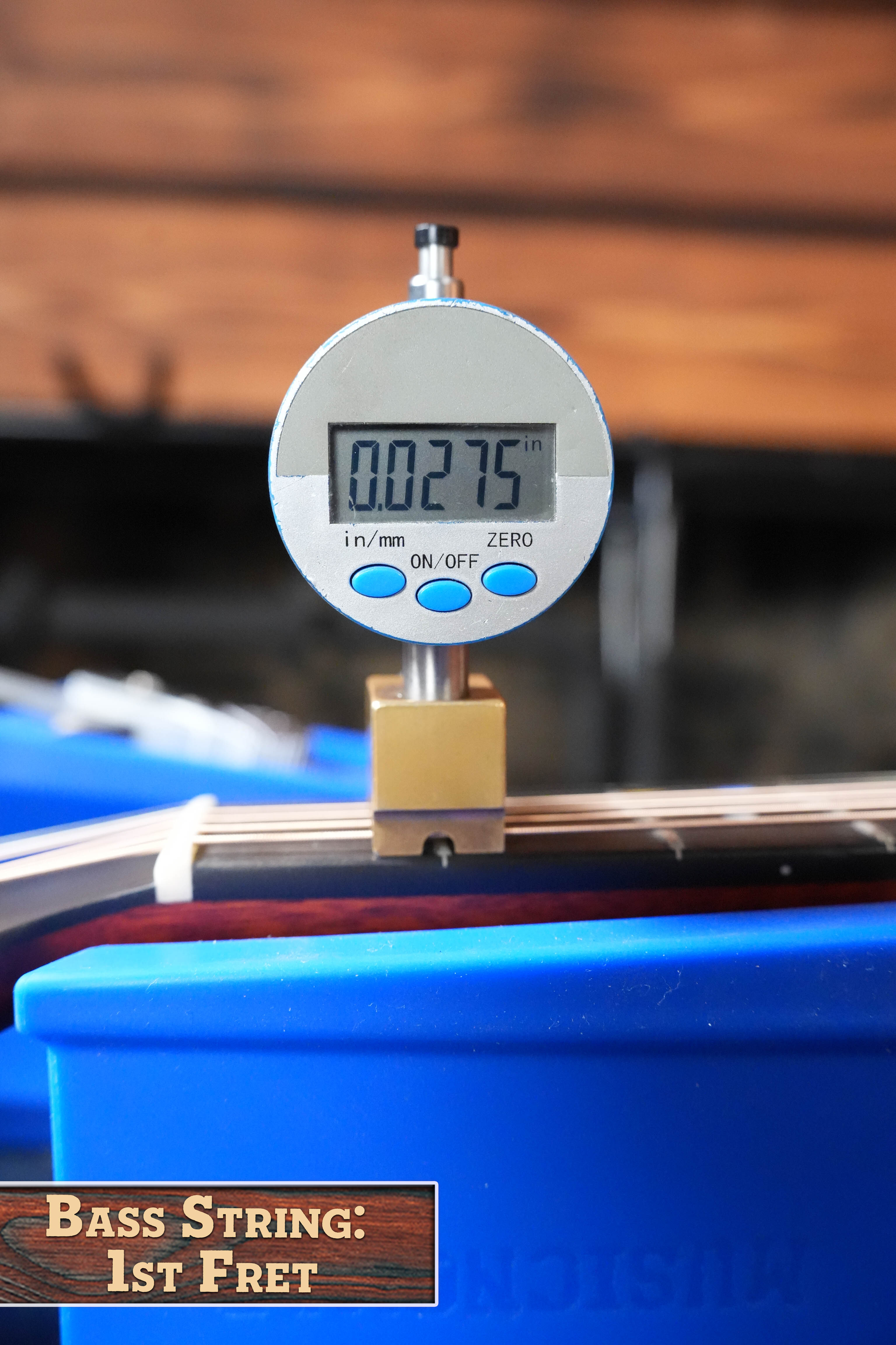 Eastman AC122-2CE-DLX-SB Cedar/Sapele Sunburst Cutaway Grand Auditorium Guitar w/Fishman Pickup #3693