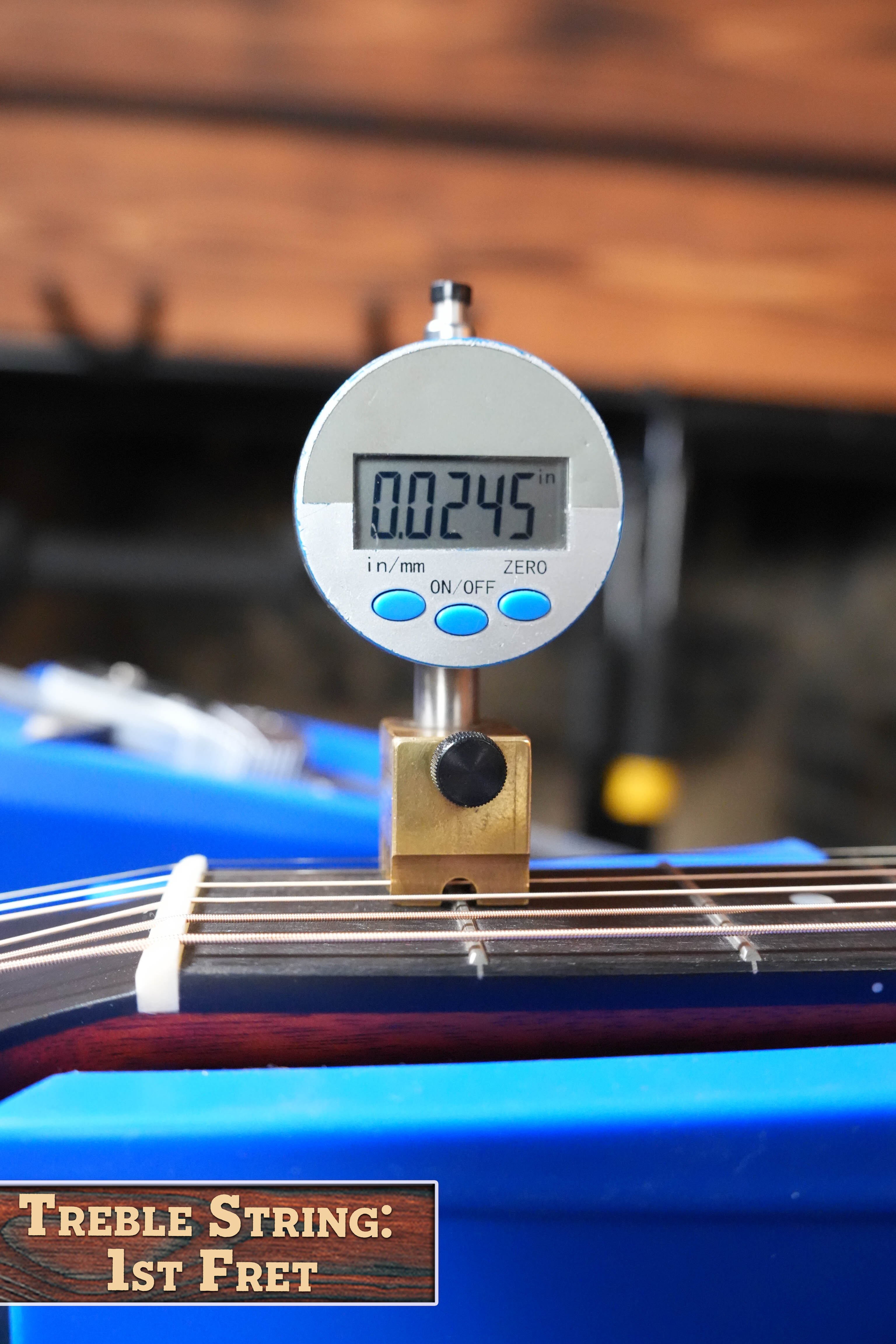 Eastman AC122-2CE-DLX-SB Cedar/Sapele Sunburst Cutaway Grand Auditorium Guitar w/Fishman Pickup #3693