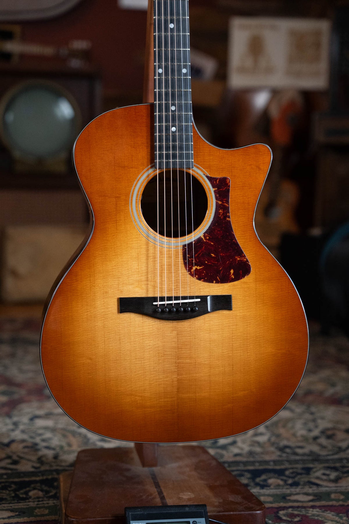 Eastman AC222CE-DLX-GB Goldburst Cutaway Grand Auditorium Acoustic-Electric Guitar #6967