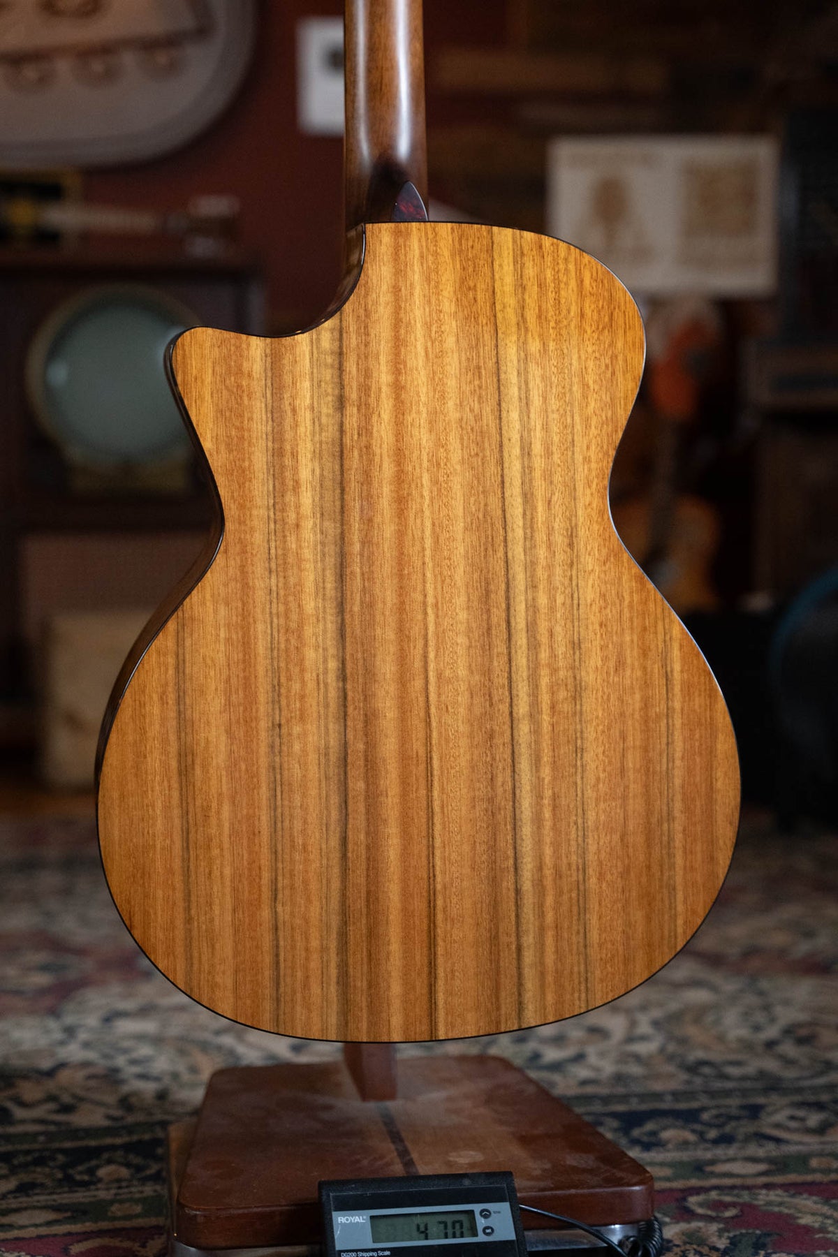 Eastman AC222CE-DLX-GB Goldburst Cutaway Grand Auditorium Acoustic-Electric Guitar #6967
