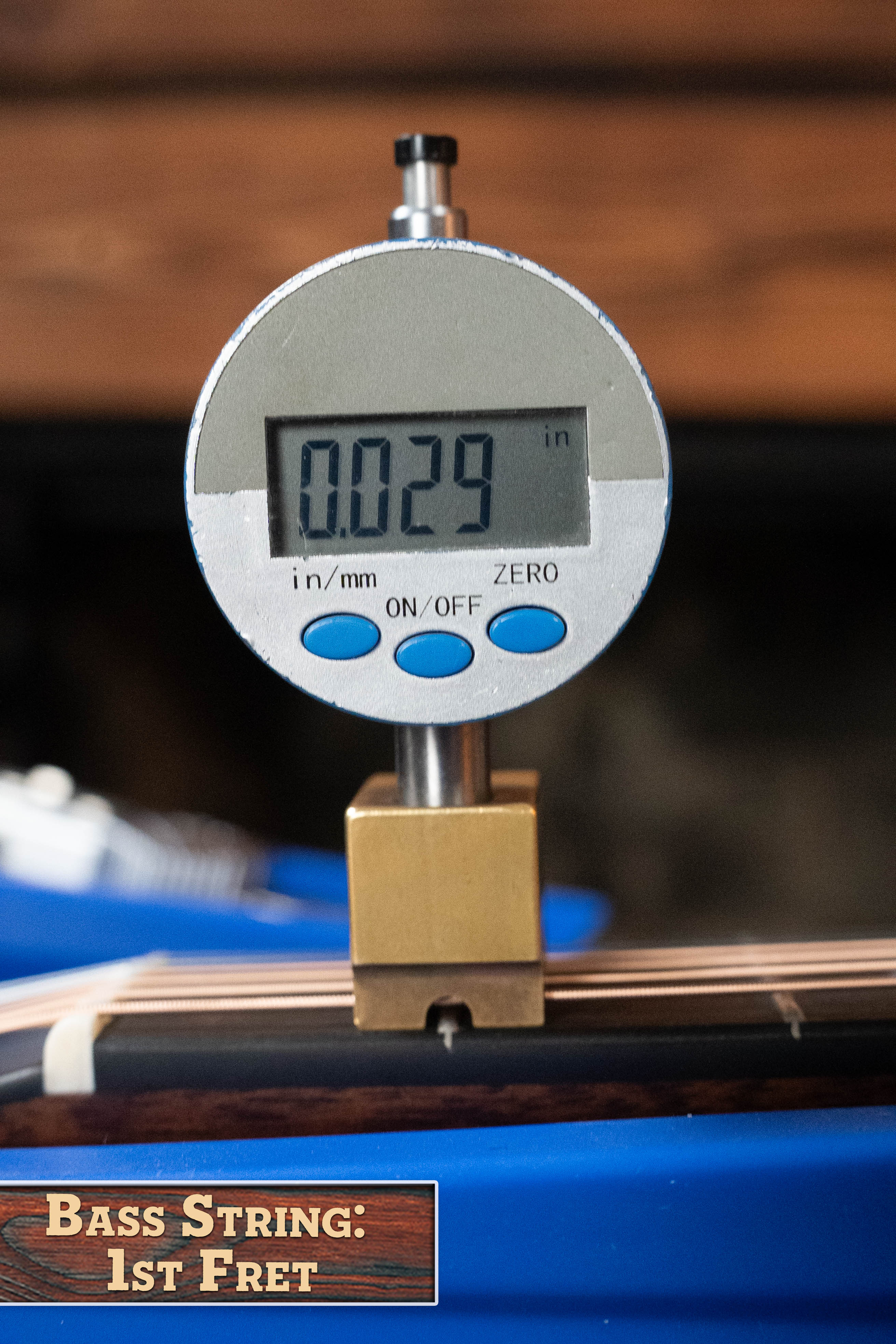 Eastman AC222CE-DLX-GB Sitka/Ovangkol Goldburst Cutaway Grand Auditorium Guitar w/Fishman Pickup #0213